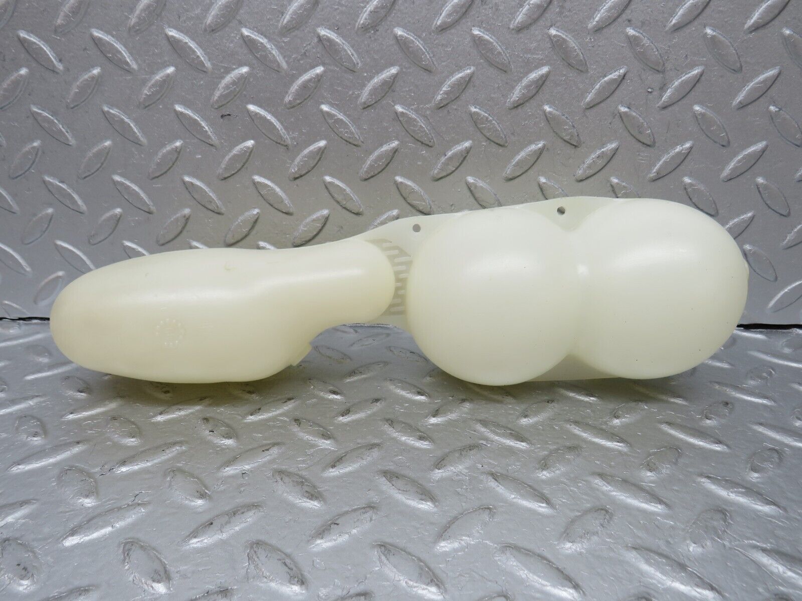 35998 Mercedes-Benz W126 420SE Vacuum Reservoir Tank