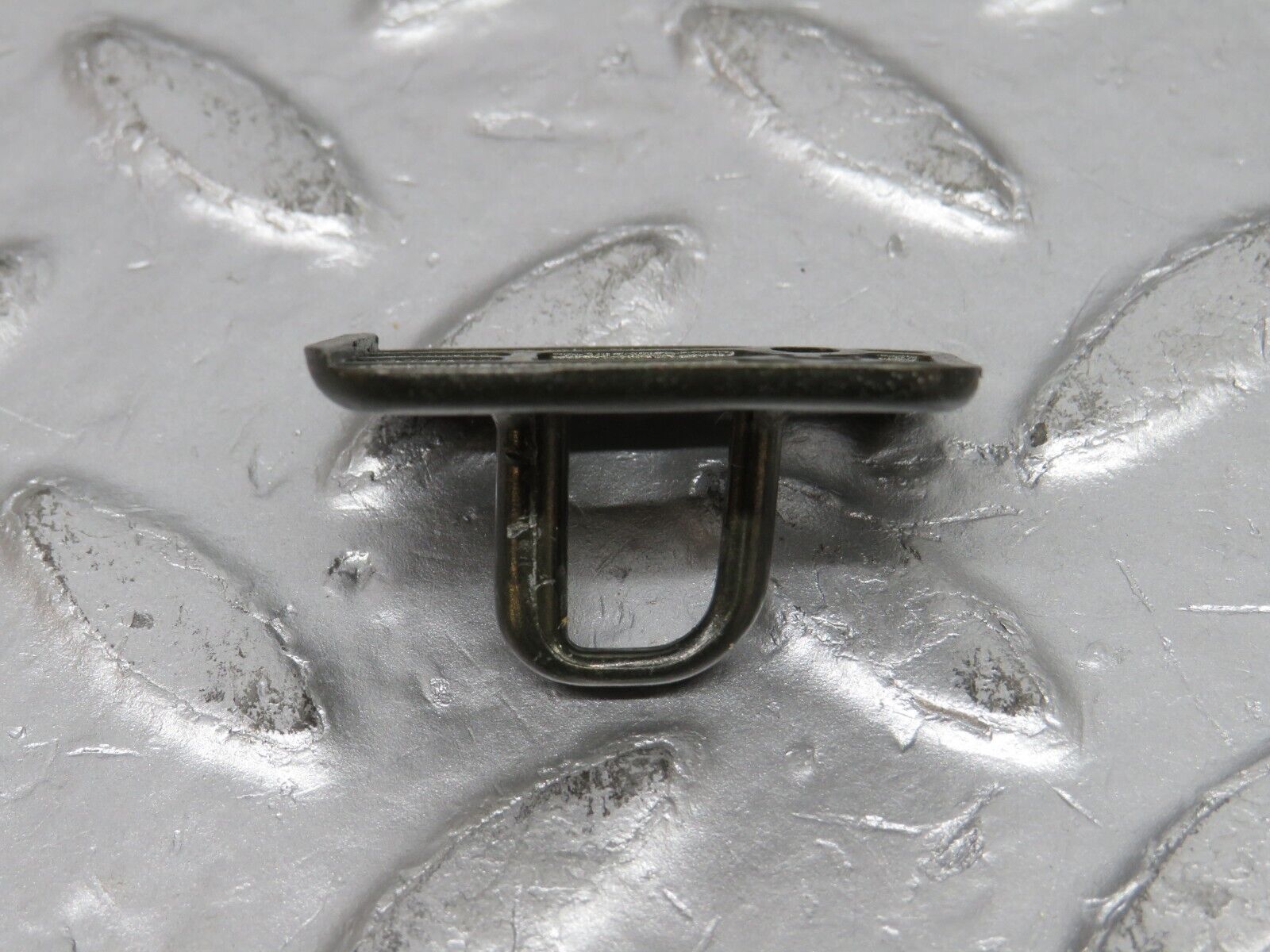 32576 Mercedes-Benz S124 300TE Wagon Glove Box Door Lock Latch