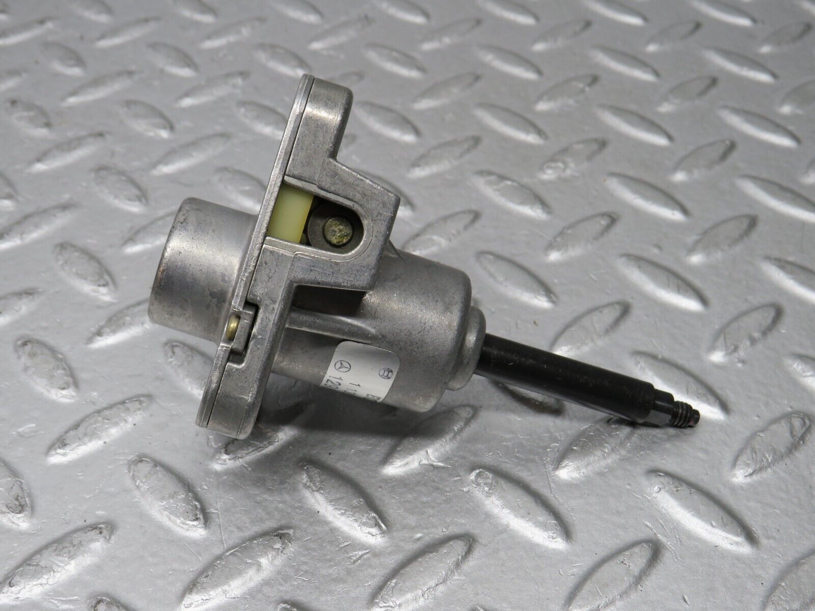 36853 Mercedes-Benz R129 300SL-24 Front Left Seat Adjustment Motor Bosch 1136201012 1298201107