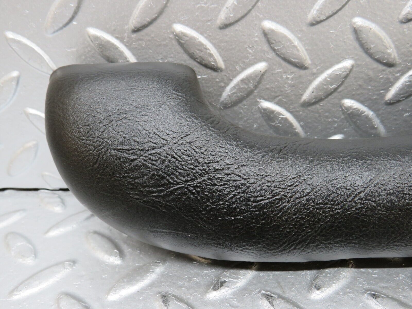 0188 Mercedes-Benz W120 Ponton Arm Rest Top Pad Black