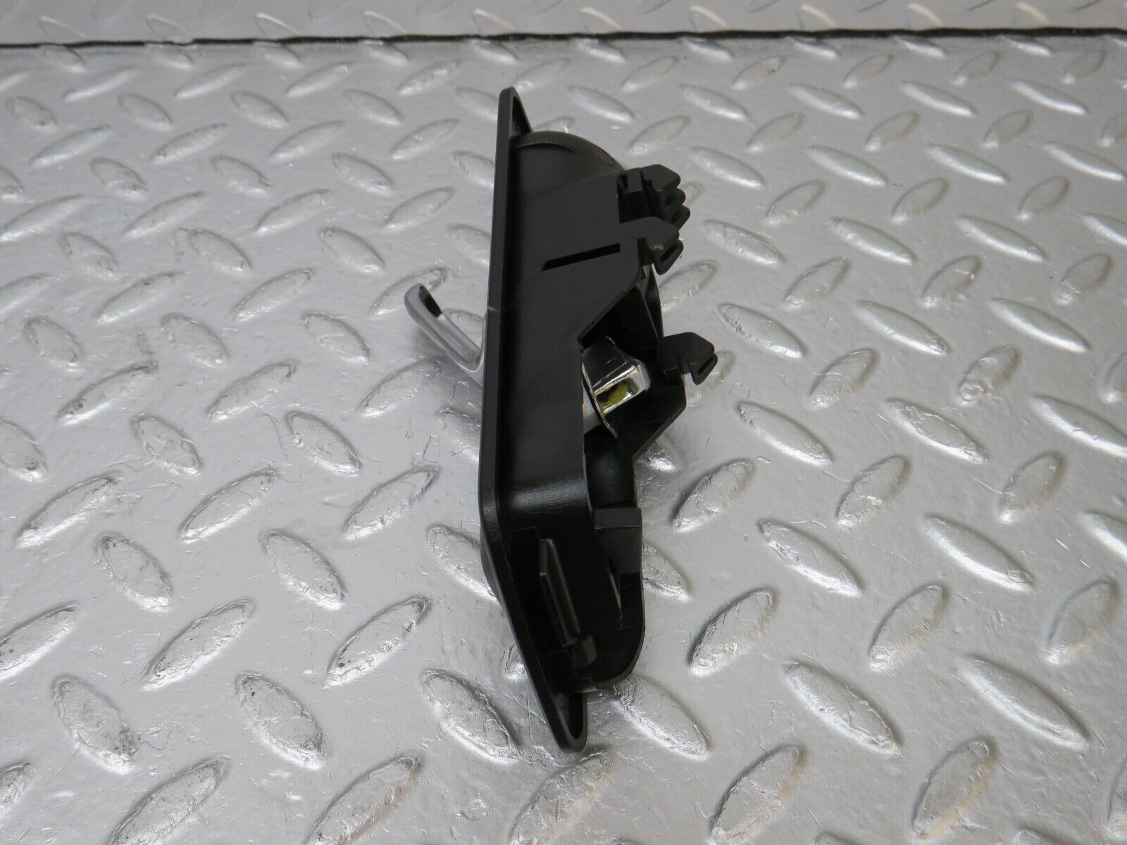 33642 Mercedes-Benz W201 190E 2.0L Right Interior Door Handle 2017660264