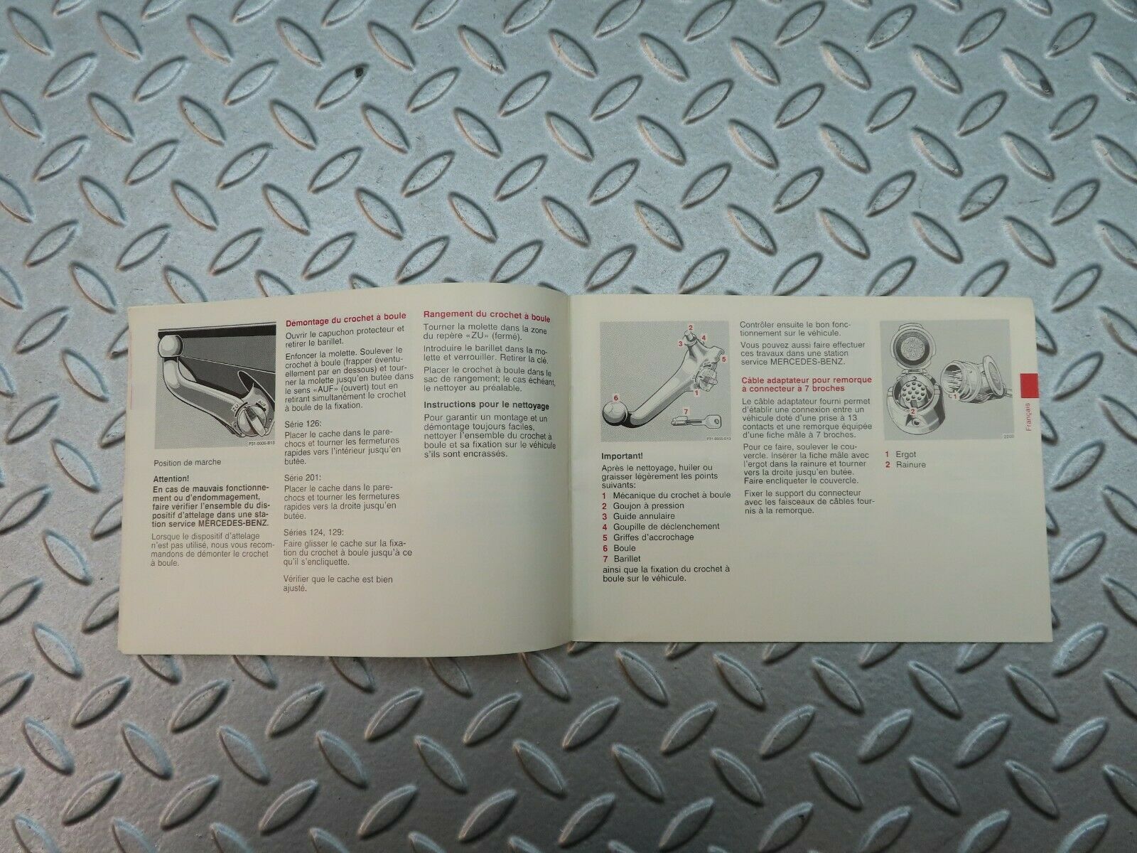 5622 Mercedes-Benz Brochure 1245847182