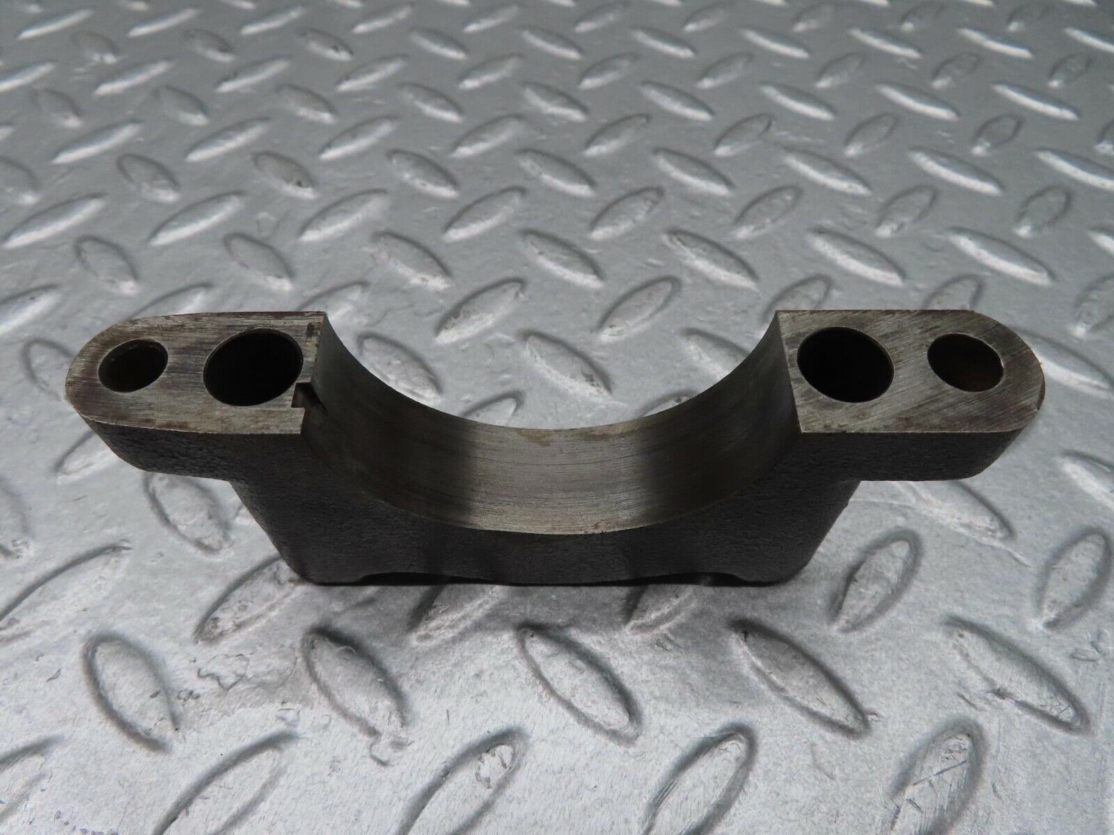 12875 Mercedes-Benz W111 220SE Crankshaft Bearing Holder Block 1800110011