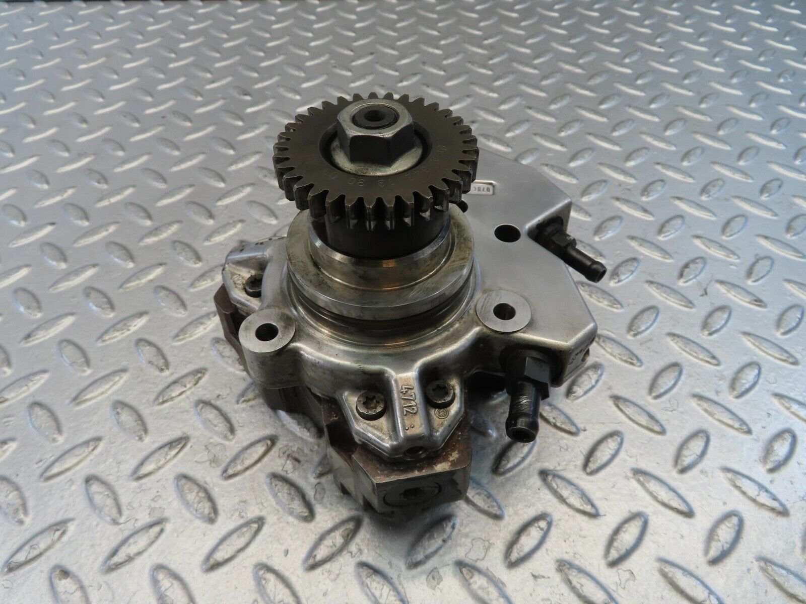 11265 Mercedes-Benz W221 S320 High Pressure Fuel Pump