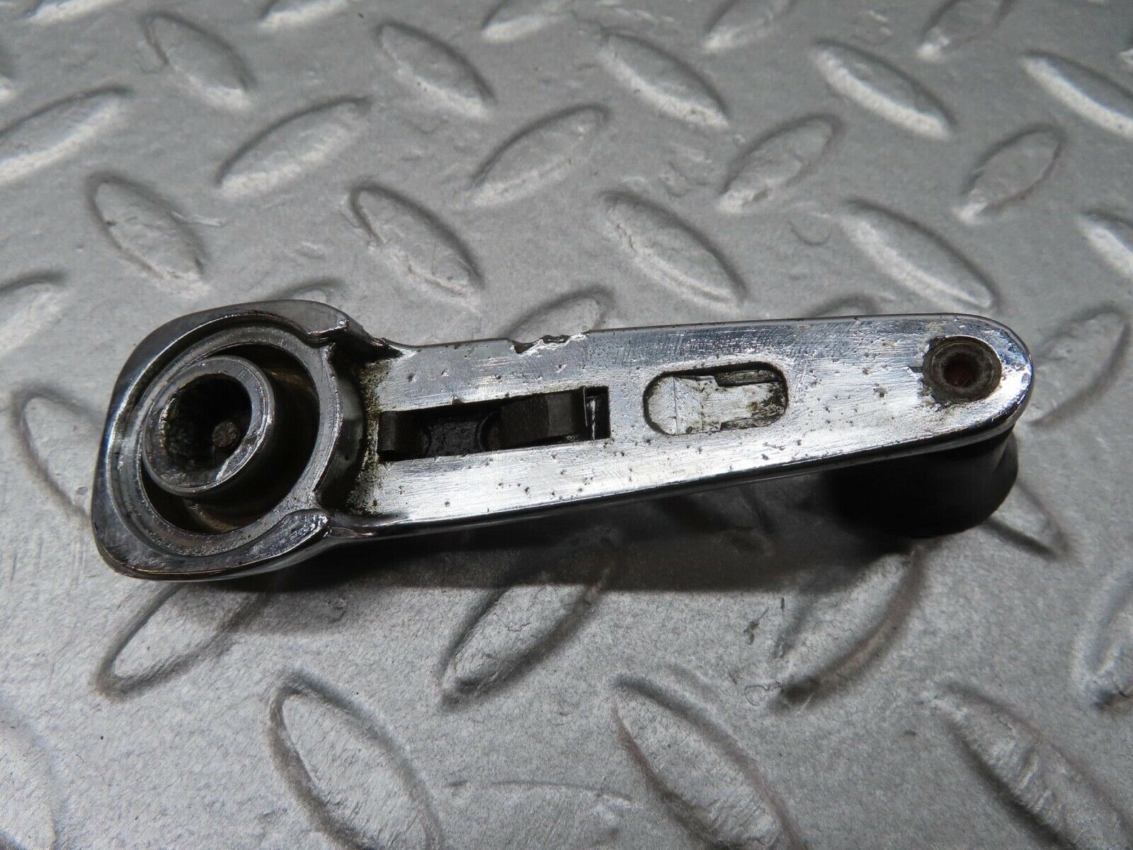 12764 Mercedes-Benz W111 220SE Window Lifter Crank Handle