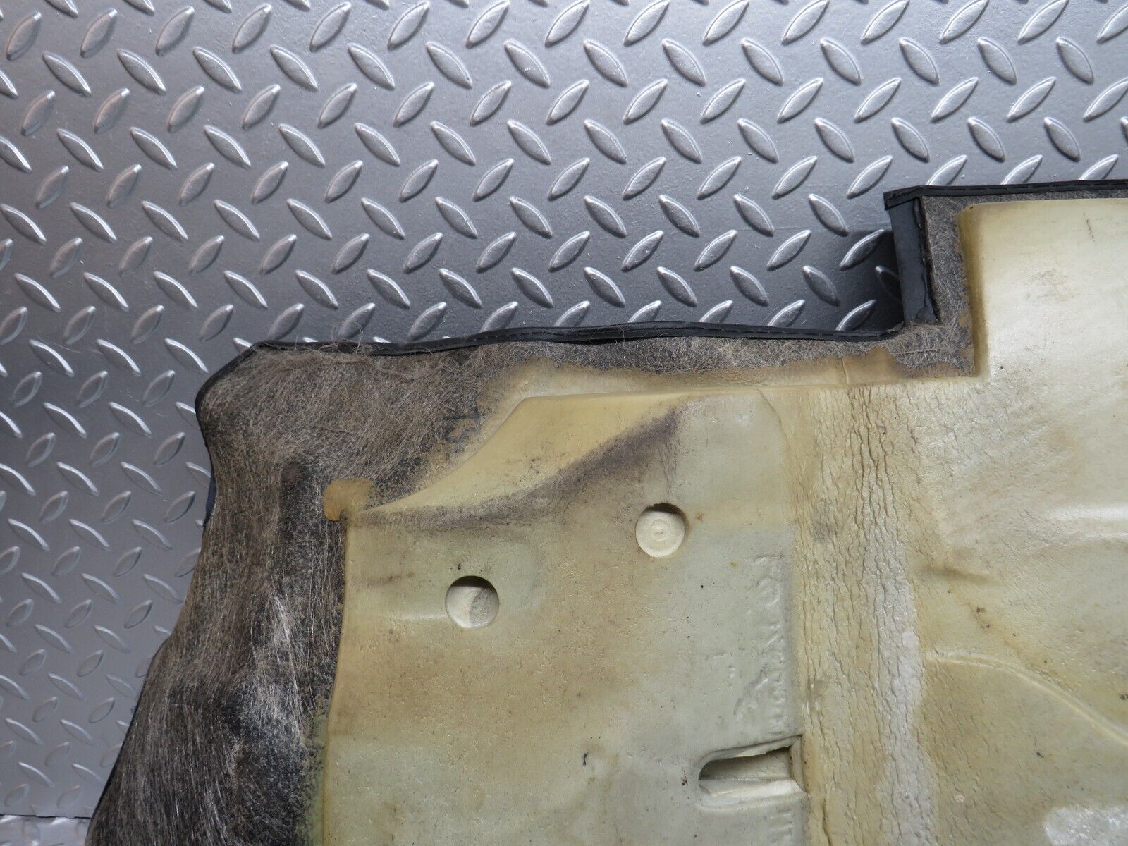 37937 Mercedes-Benz A124 320E Cabriolet Front Right Floor Carpet Black