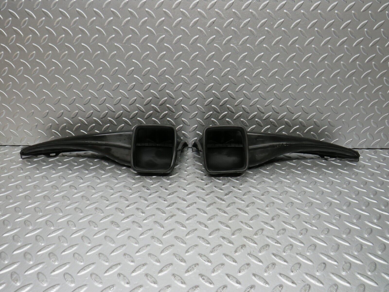 31950 Mercedes-Benz W123 230E Air Duct Vent Pair 1238300119 1238300219