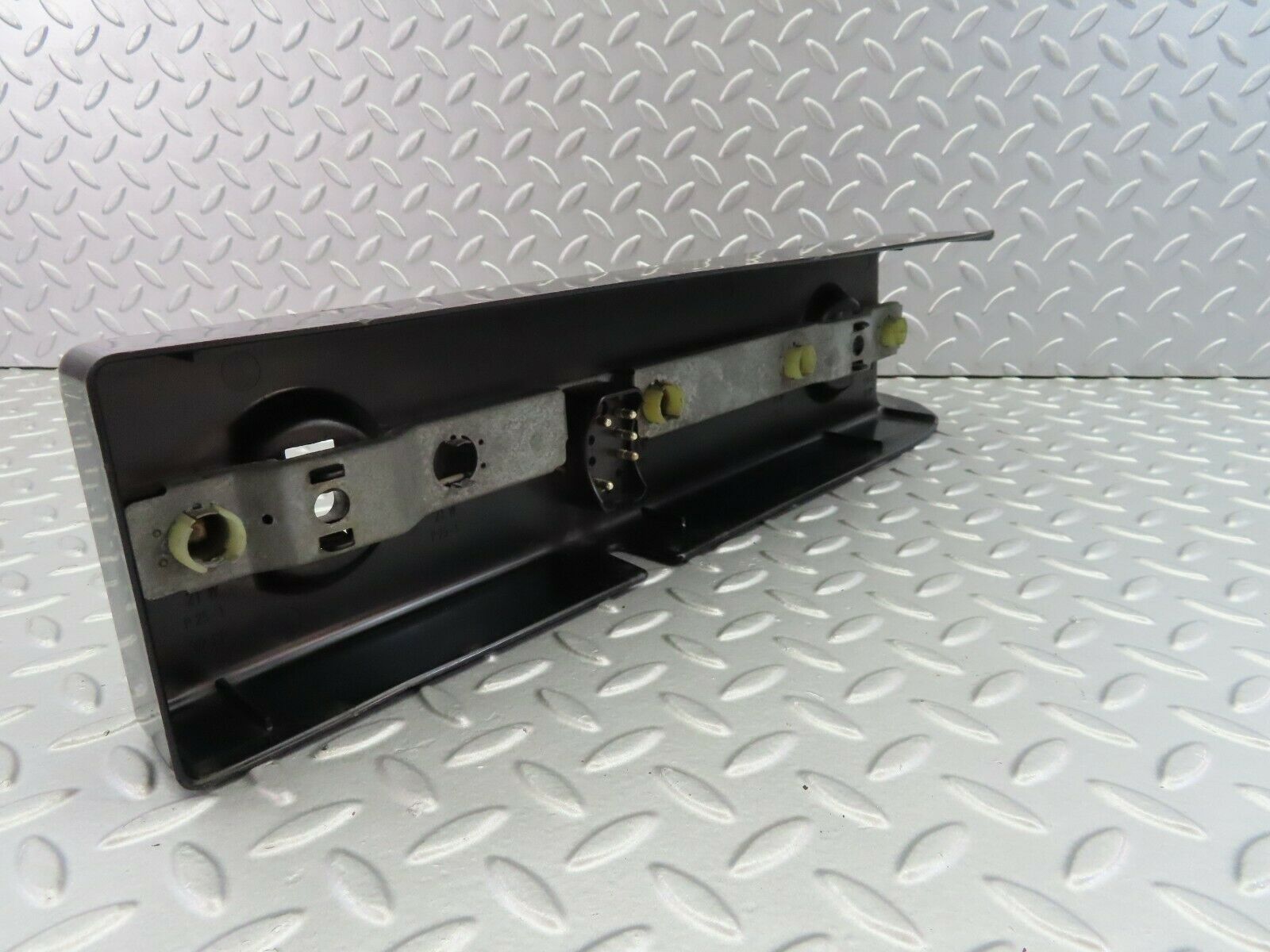 7338 Mercedes-Benz W116 450SE Right Tail Light Cover Bulb Holder