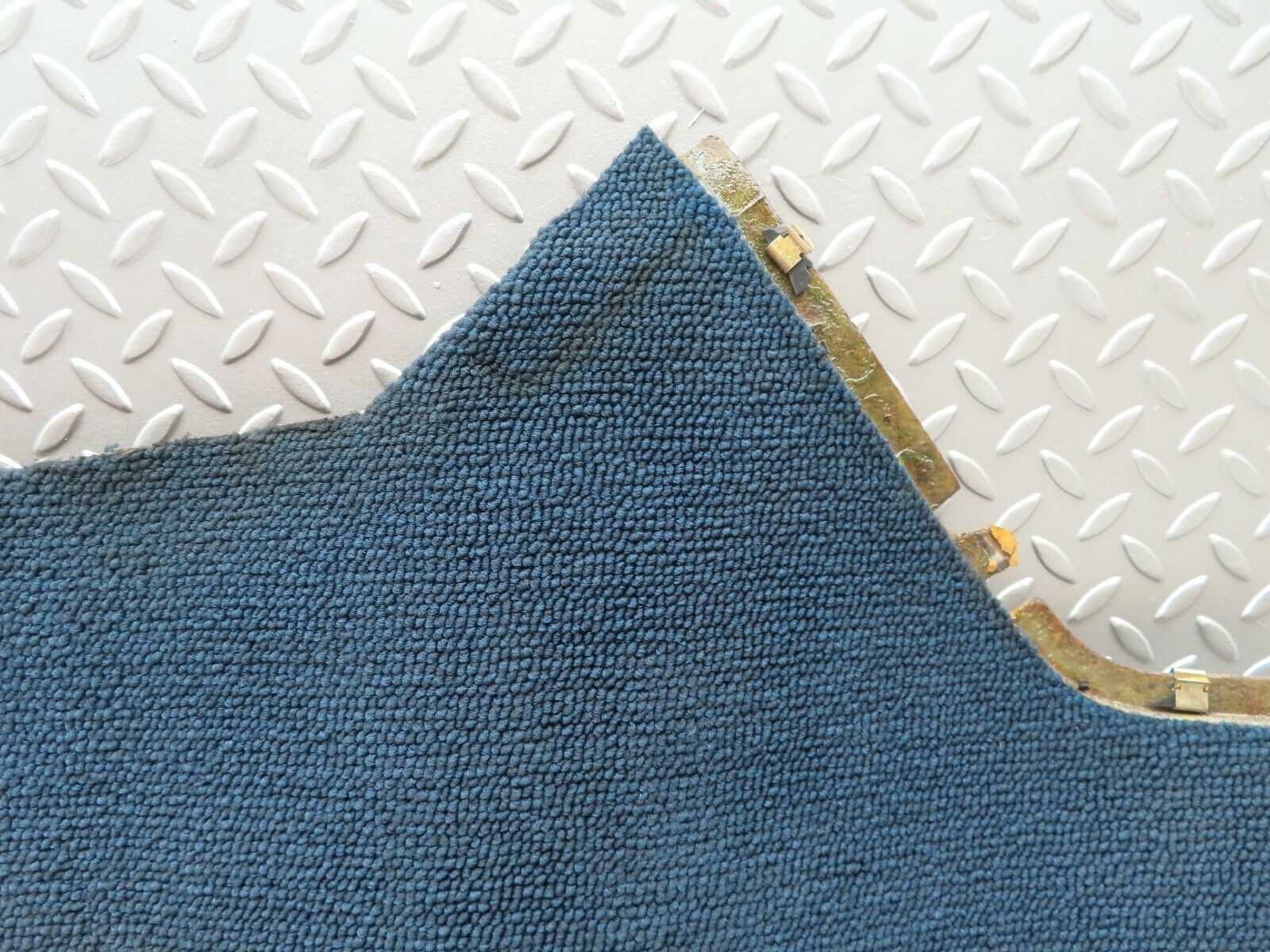 4569 Mercedes-Benz W123 230E Centre Console Carpet Black Left Side