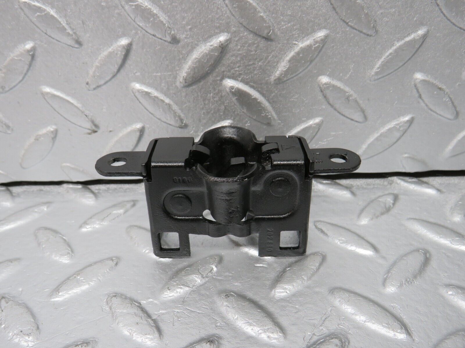 39595 Mercedes-Benz R129 320SL Coupe Bonnet Lock Latch