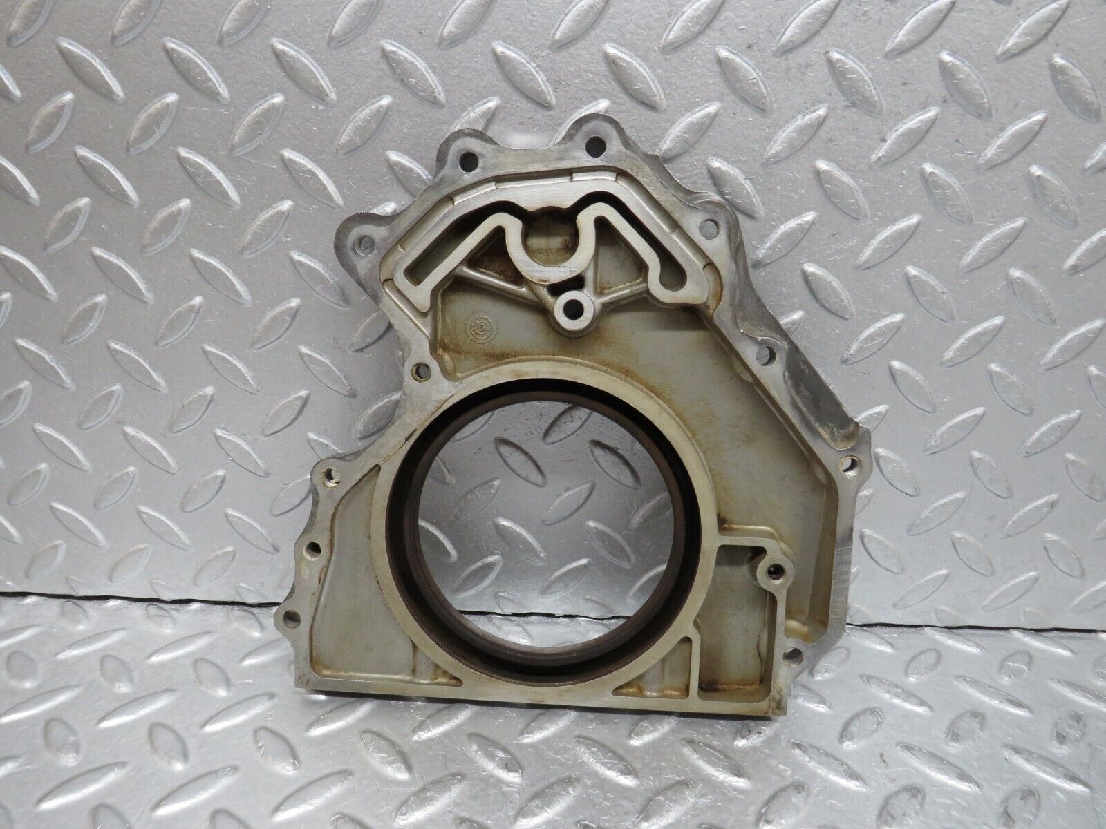 37138 Mercedes-Benz C126 420SEC Coupe Crankshaft Rear Sealing Cover 1170110108