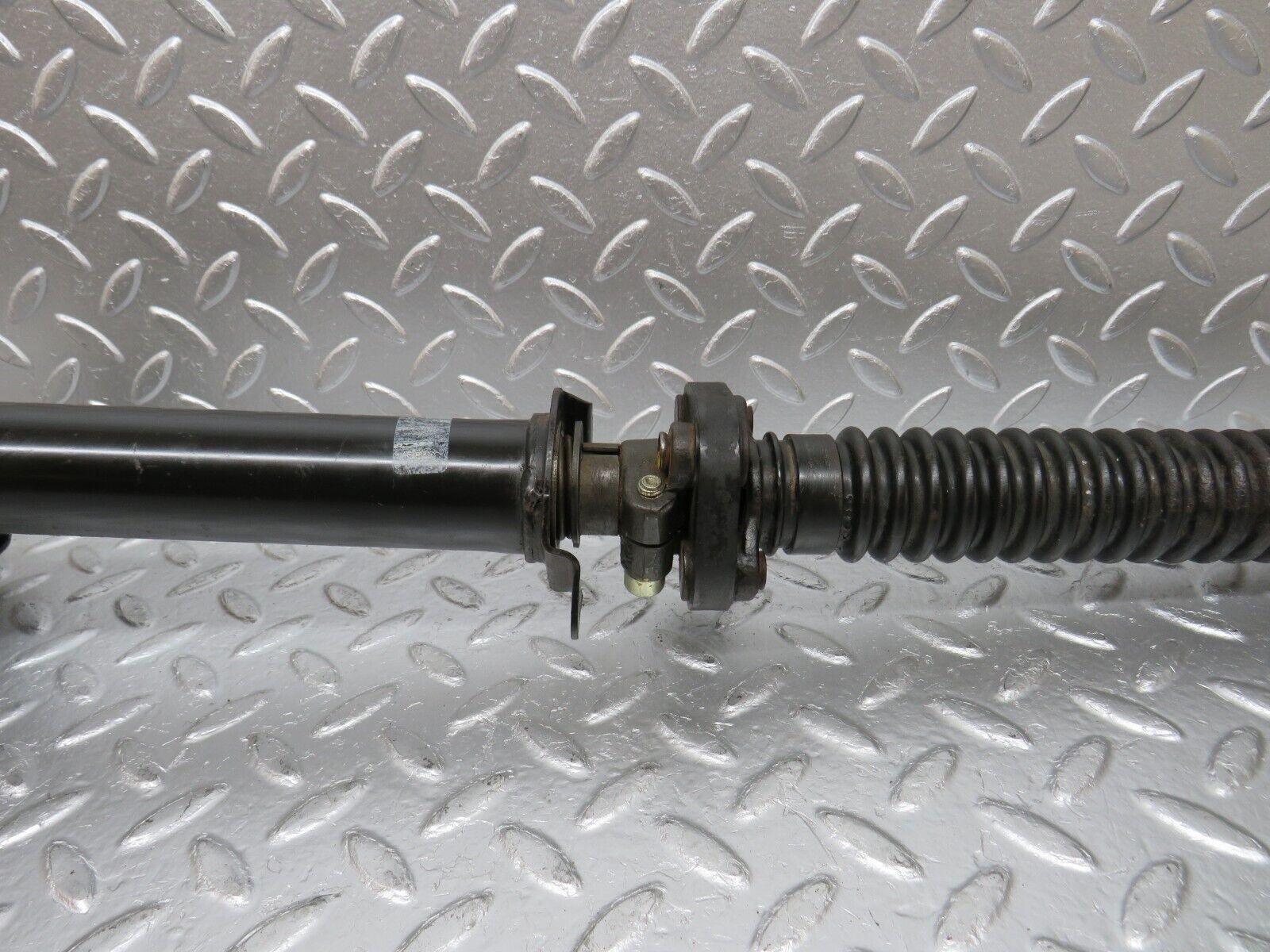 31055 Mercedes-Benz W123 200D Steering Column