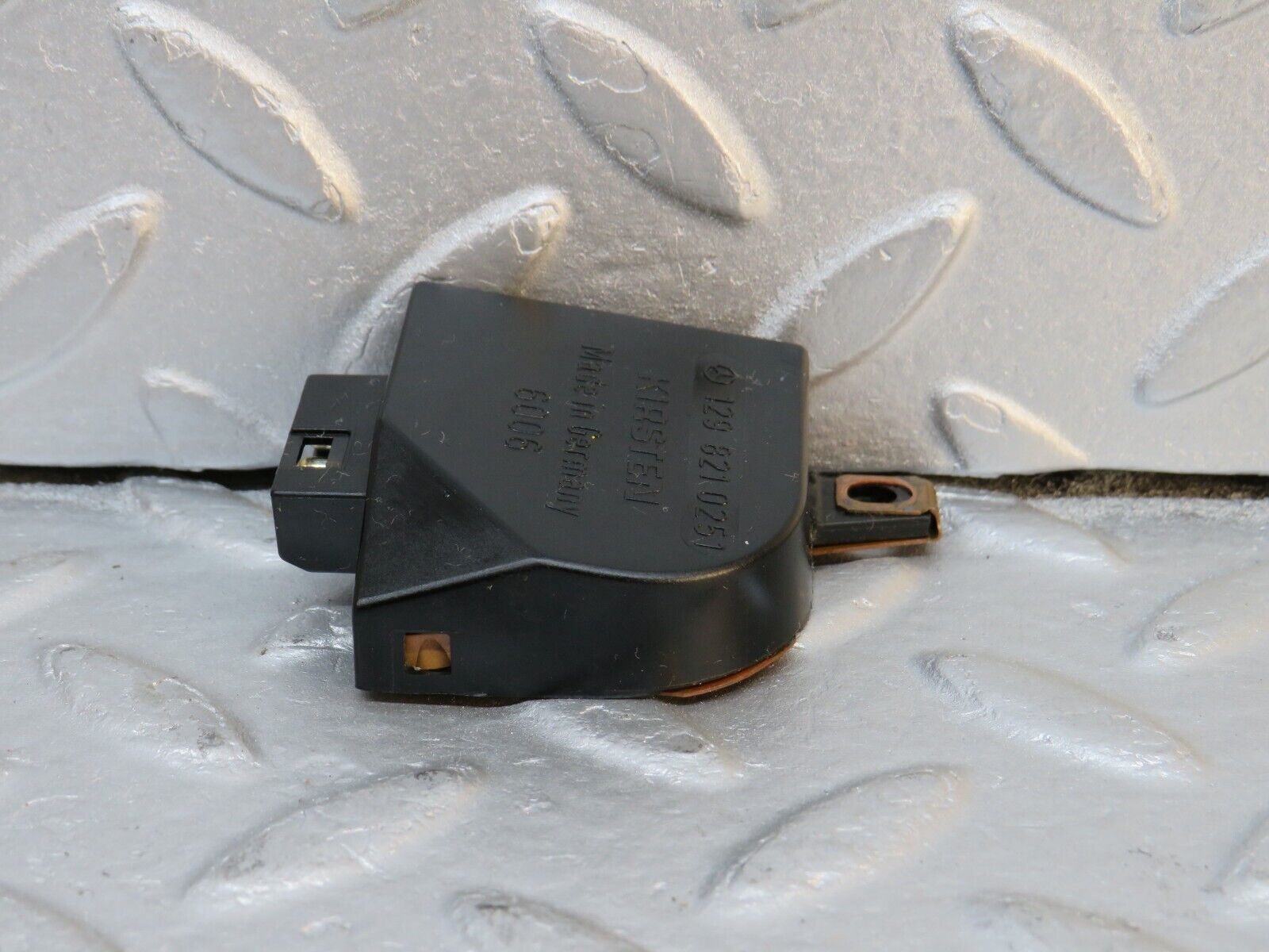 38253 Mercedes-Benz R129 280SL Coupe Right Seat Position Switch Sensor 1298210251