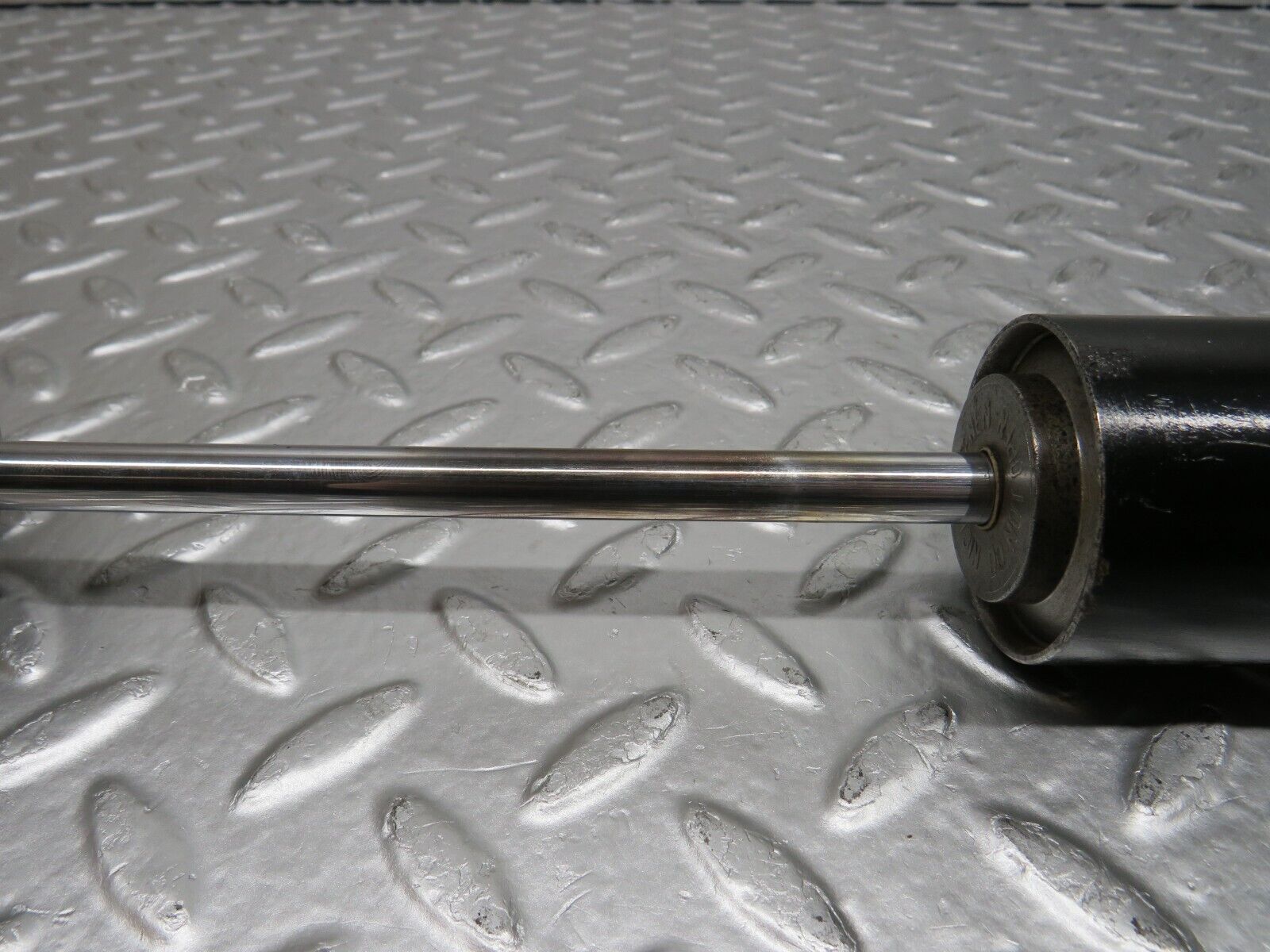 0821 Mercedes-Benz C107 350SLC Coupe Rear Shock Absorber