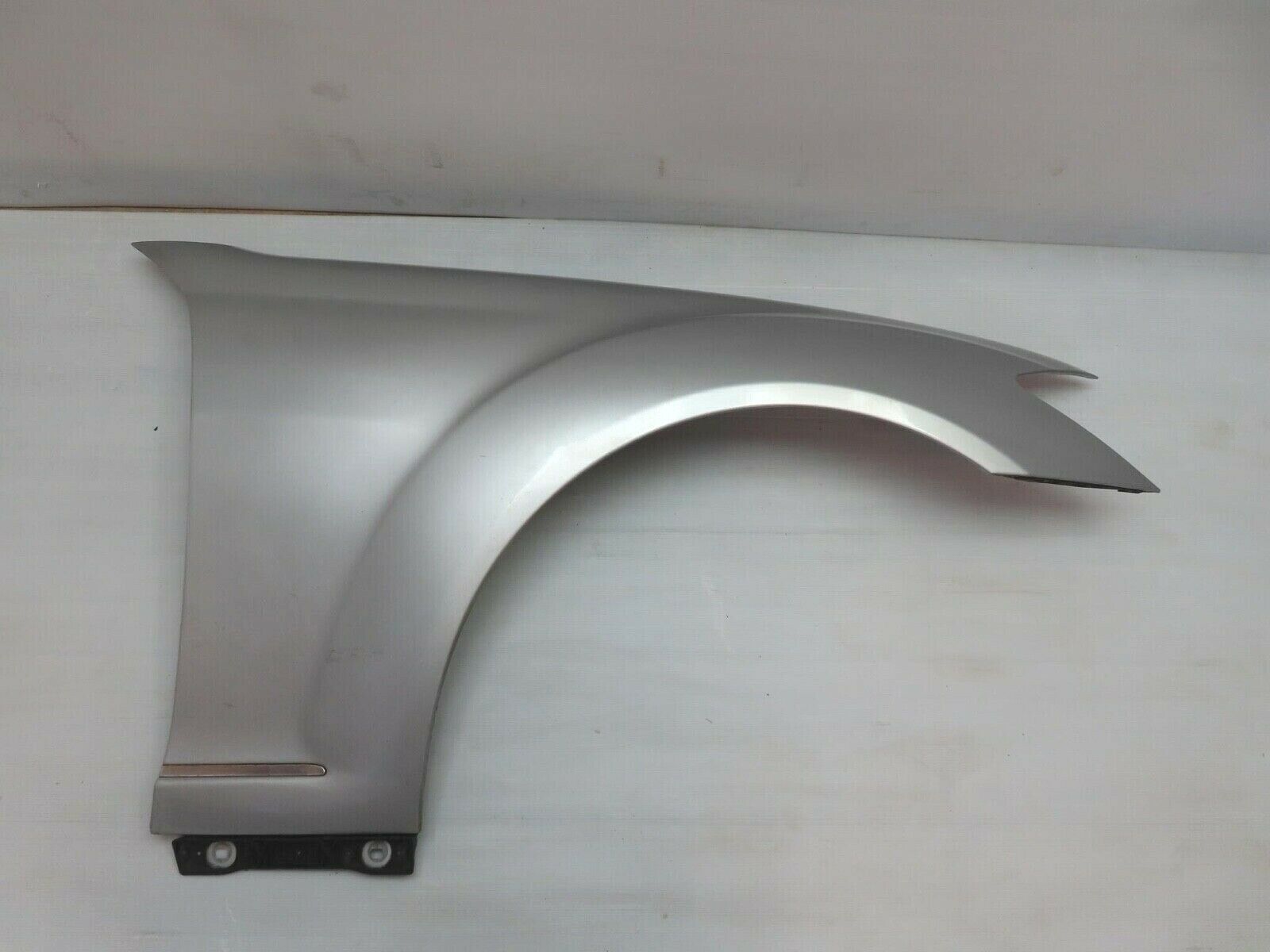 11262 Mercedes-Benz W221 S320 Front Right Wing Fender