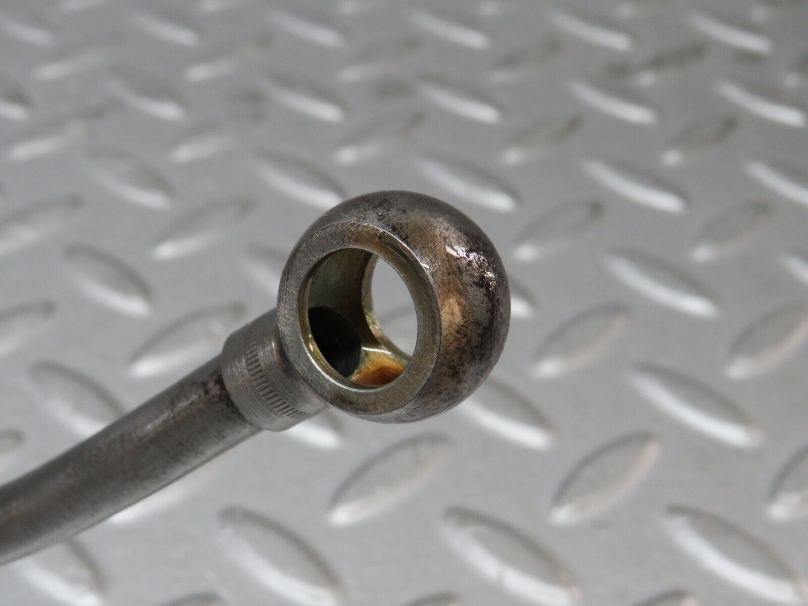 38183 Mercedes-Benz A124 320E Cabriolet Automatic Gearbox Oil Pipe Line