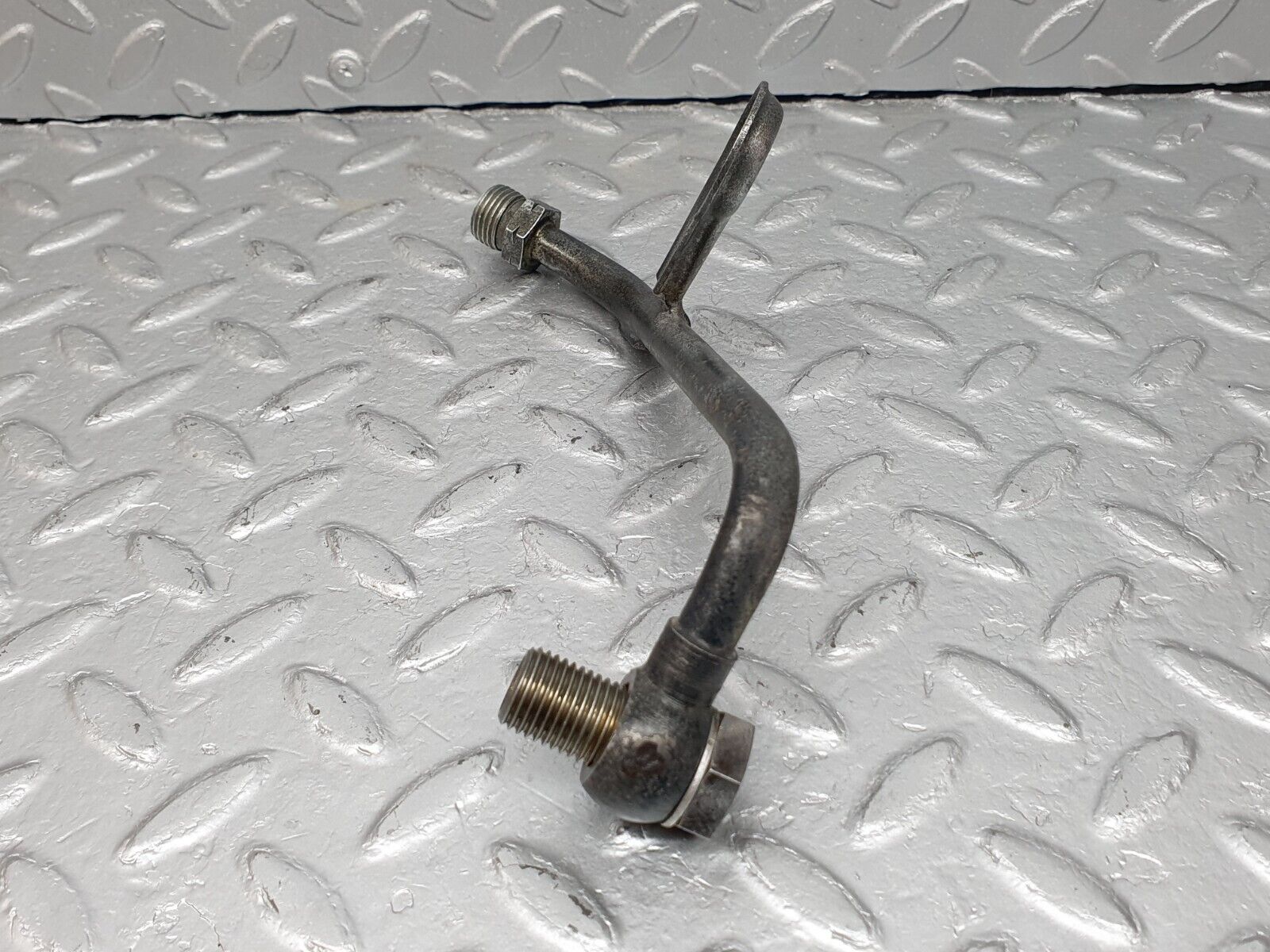 41039 Mercedes-Benz W126 300SE Power Steering Hose Pipe