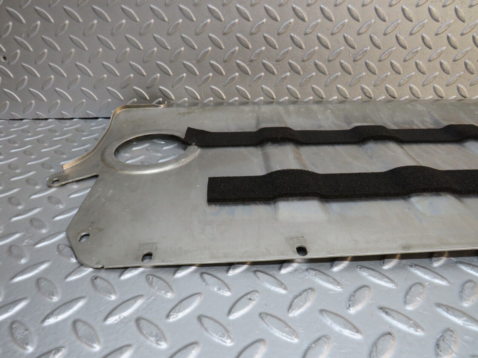 38447 Mercedes-Benz R129 280SL Coupe Fuel Tank Rear Cover