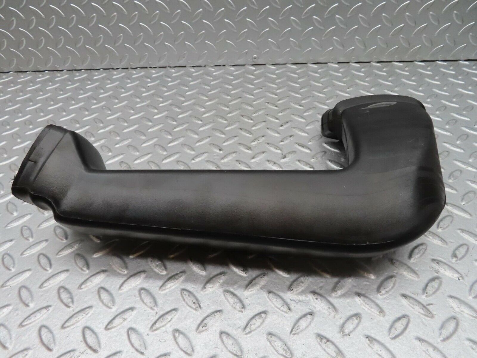 14567 Mercedes-Benz W201 190E Air Duct Pipe Hose Left 2018310946