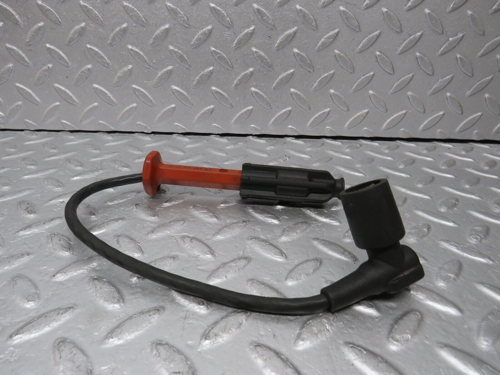 38098 Mercedes-Benz A124 320E Ignition Coil Lead 0001567210 0356250035 0001593442