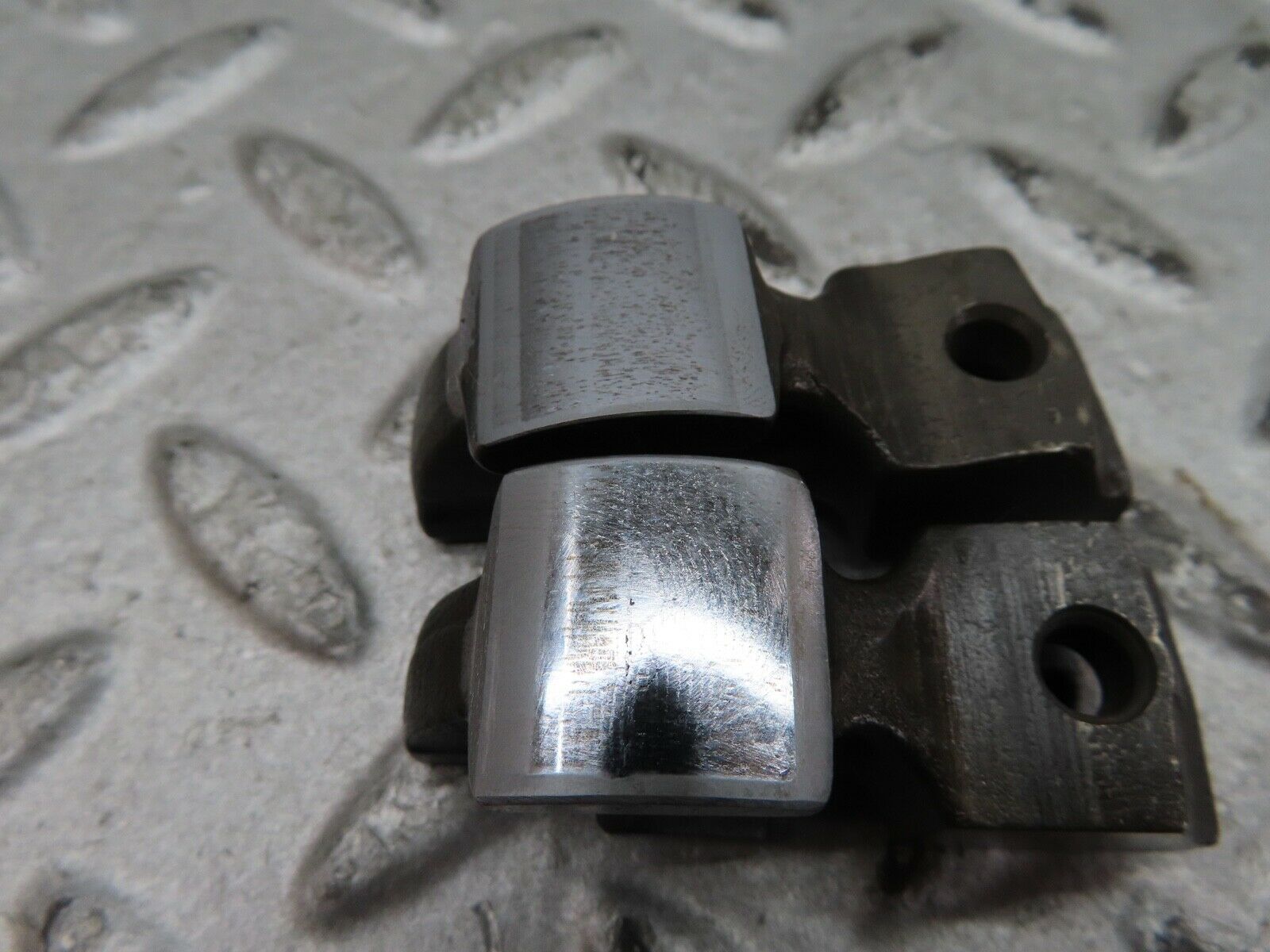 17865 Mercedes-Benz W116 450SEL Valve Rocker Arm