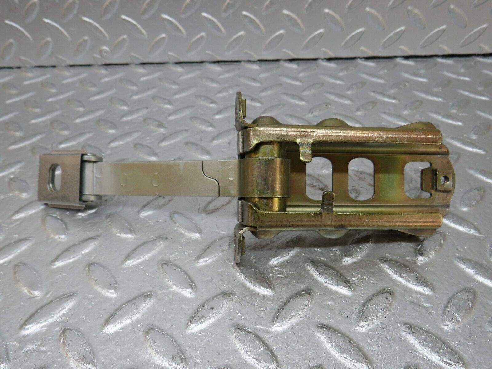 34690 Mercedes-Benz W210 320E Door Safety Check Strap