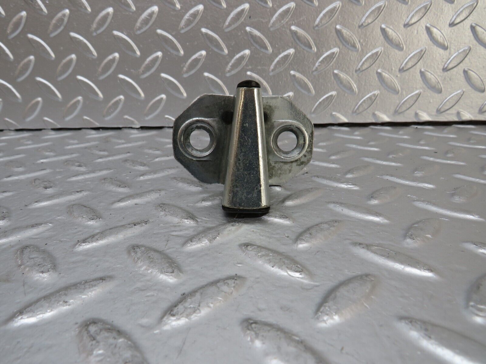 25032 Mercedes-Benz W140 S320 Door Lock Latch Left Side