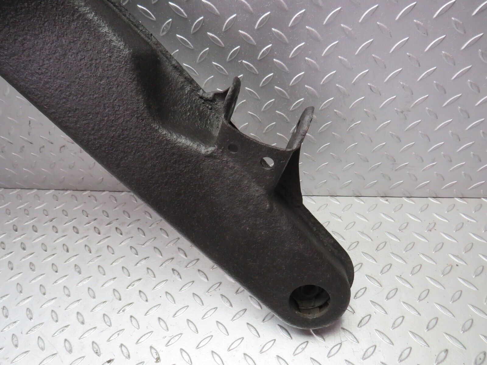 0411 Mercedes-Benz W116 Rear Subframe Axle Carrier Suspension