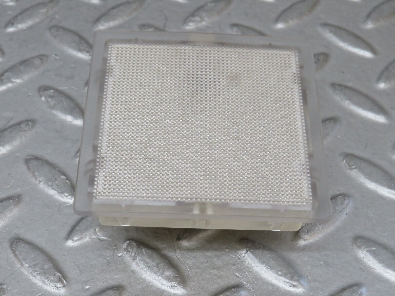 35138 Mercedes-Benz W221 Glove Box Light 2218200201