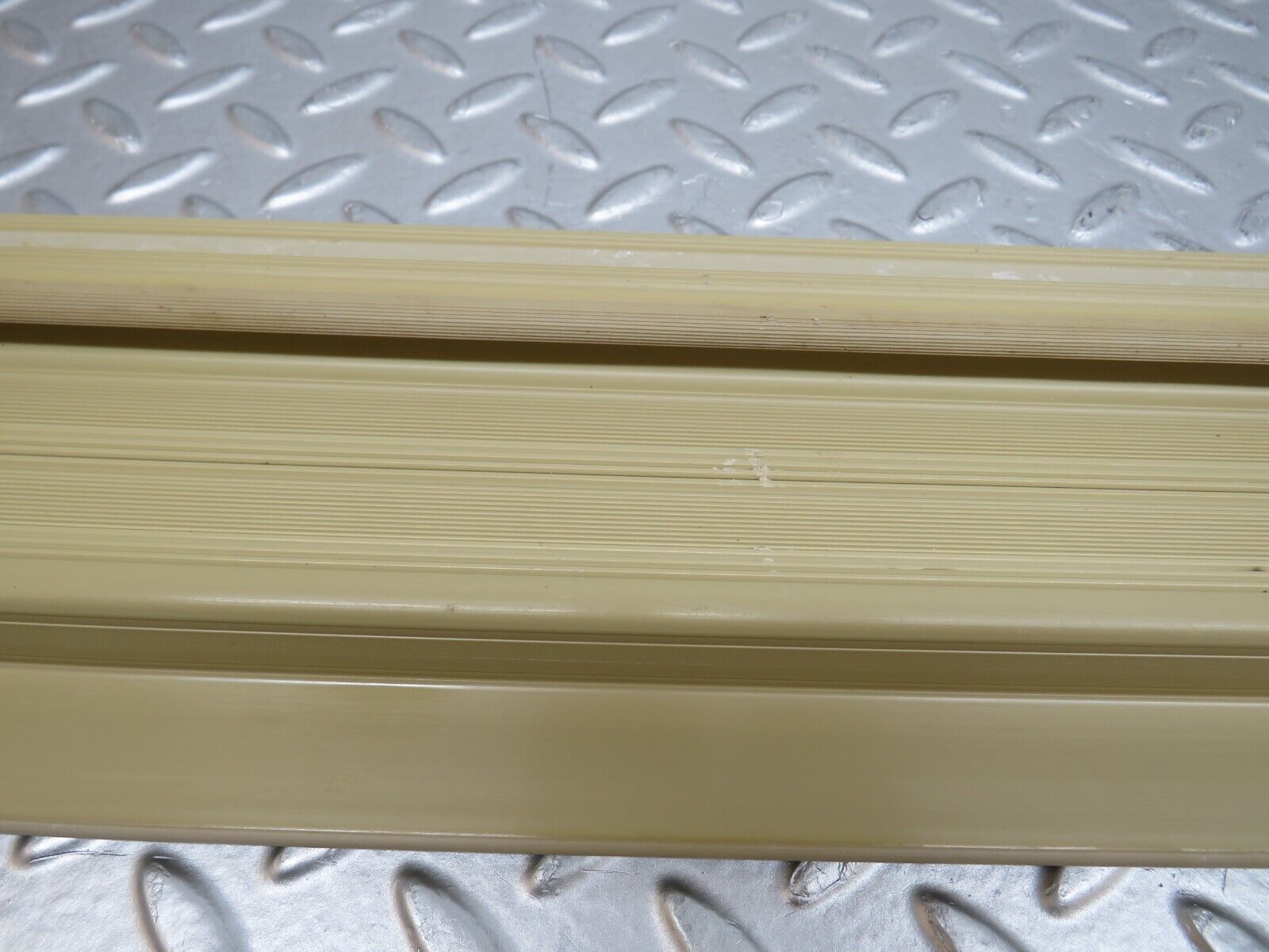 36926 Mercedes-Benz C126 420SEC Coupe Door Sill Left Side