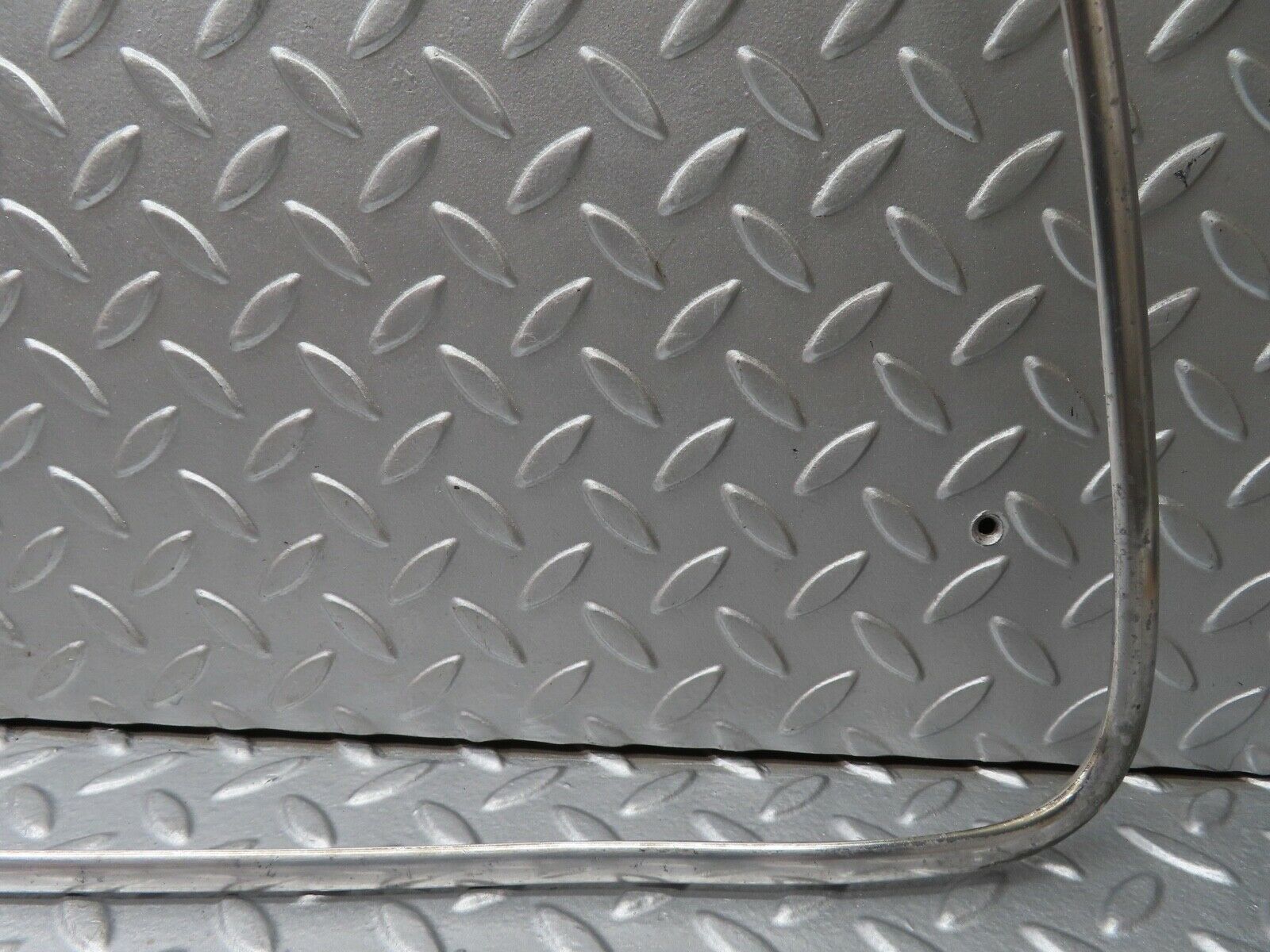 18596 Mercedes-Benz W120 W121 Ponton Front Windscreen Chrome Frame