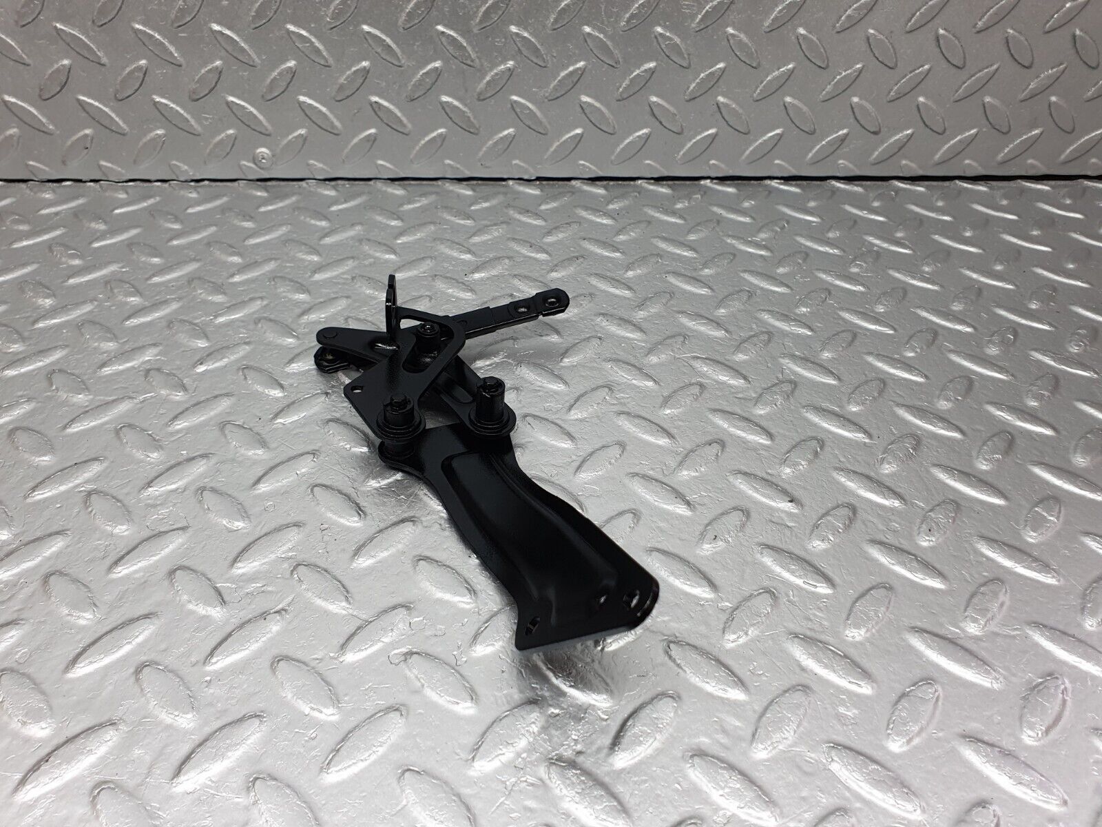 41506 Mercedes-Benz W124 200E Throttle Linkage