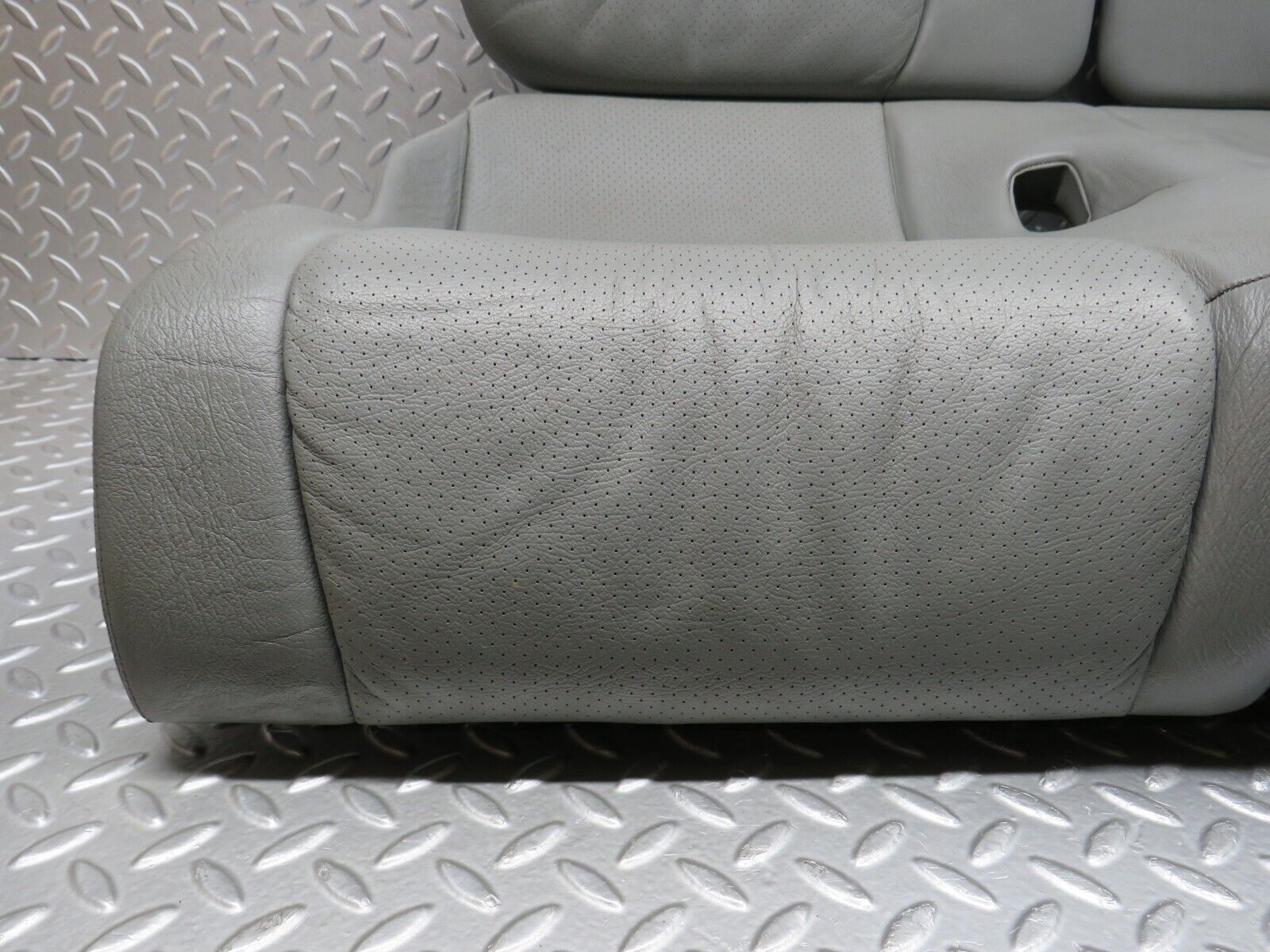 39810 Mercedes-Benz R129 320SL Coupe Rear Seat Grey Leather 1299220101 129920021