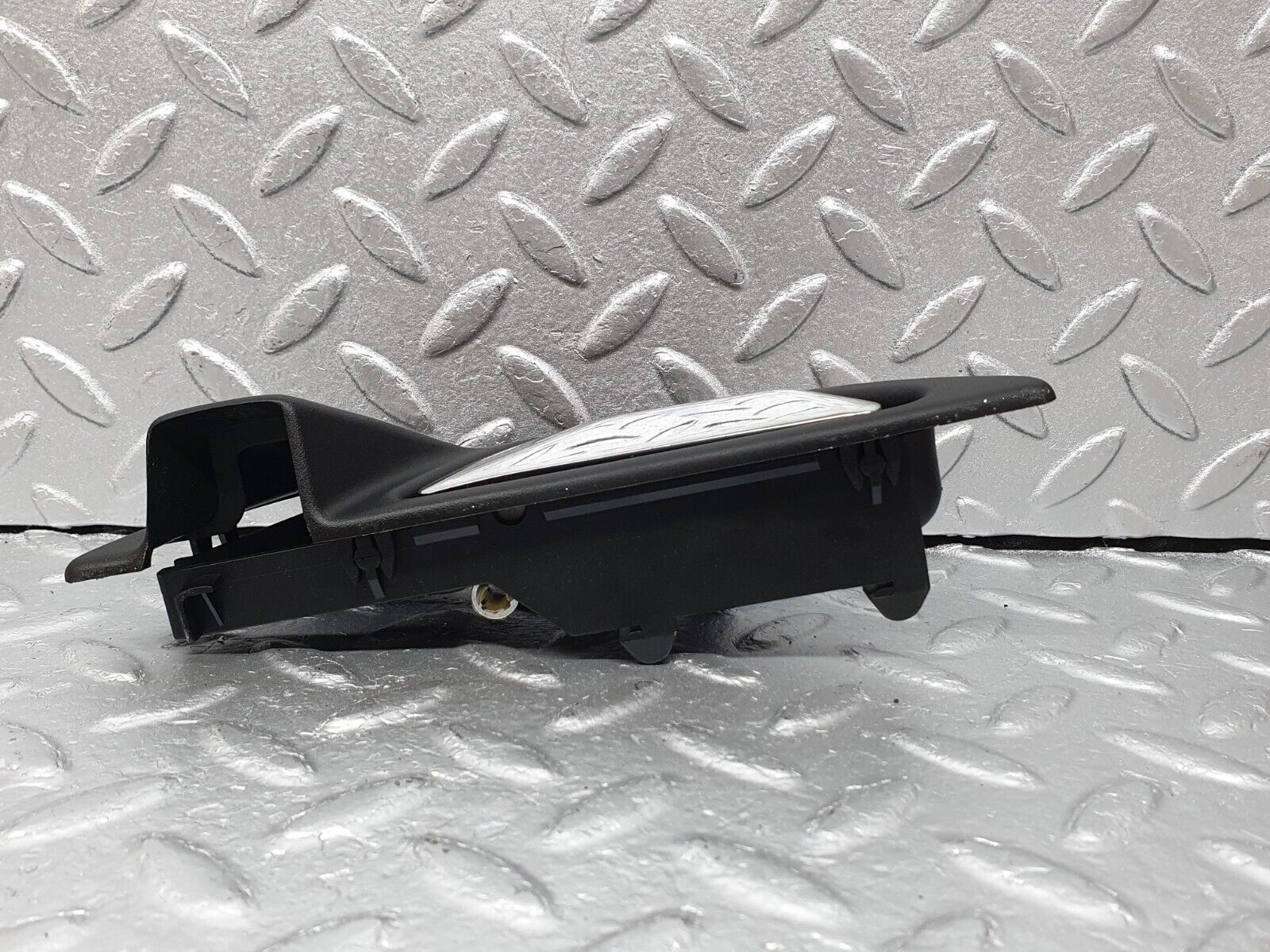 41518 Mercedes-Benz W124 200E Interior Door Handle Left Side 1247600161