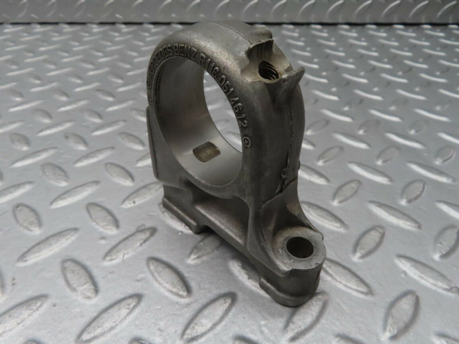 16718 Mercedes-Benz C107 380SLC Camshaft Tower Bearing 1160514612