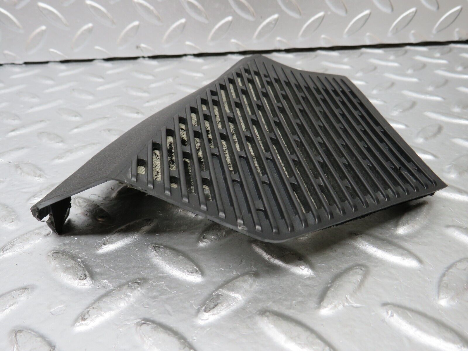 29855 Mercedes-Benz W123 230E Dashboard Speaker Covers 1236802707 1236802807