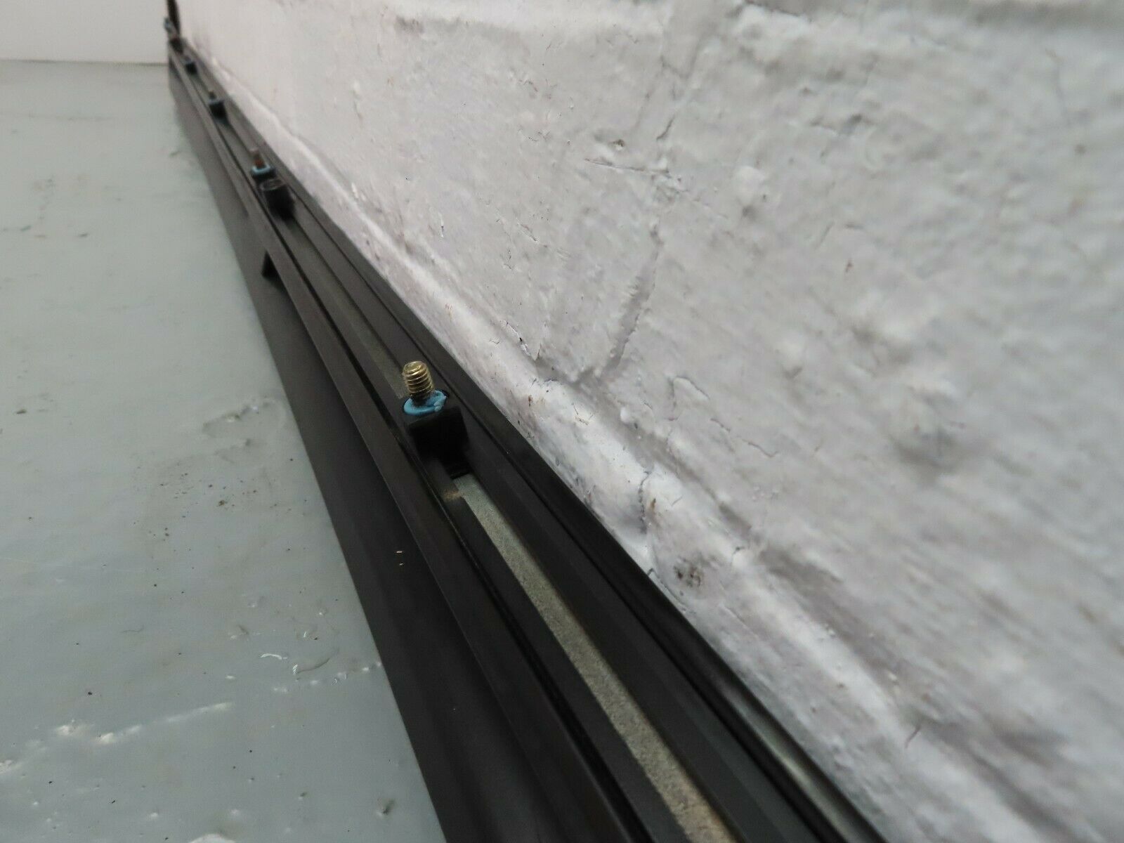 6753 Mercedes-Benz S124 E220 Wagon Roof Bar Roof Rack Left Side