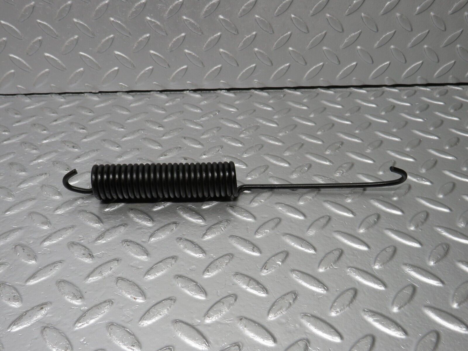 40437 Mercedes-Benz W110 230 Bonnet Hinge Spring