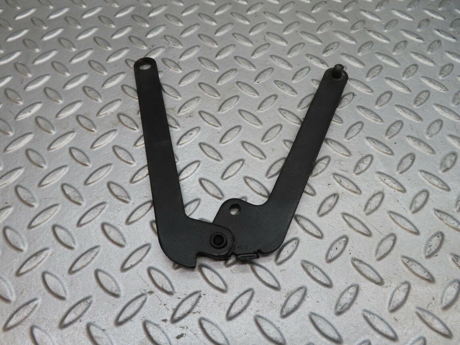 12677 Mercedes-Benz W108 280SE 3.5 Bonnet Hinge Right Side