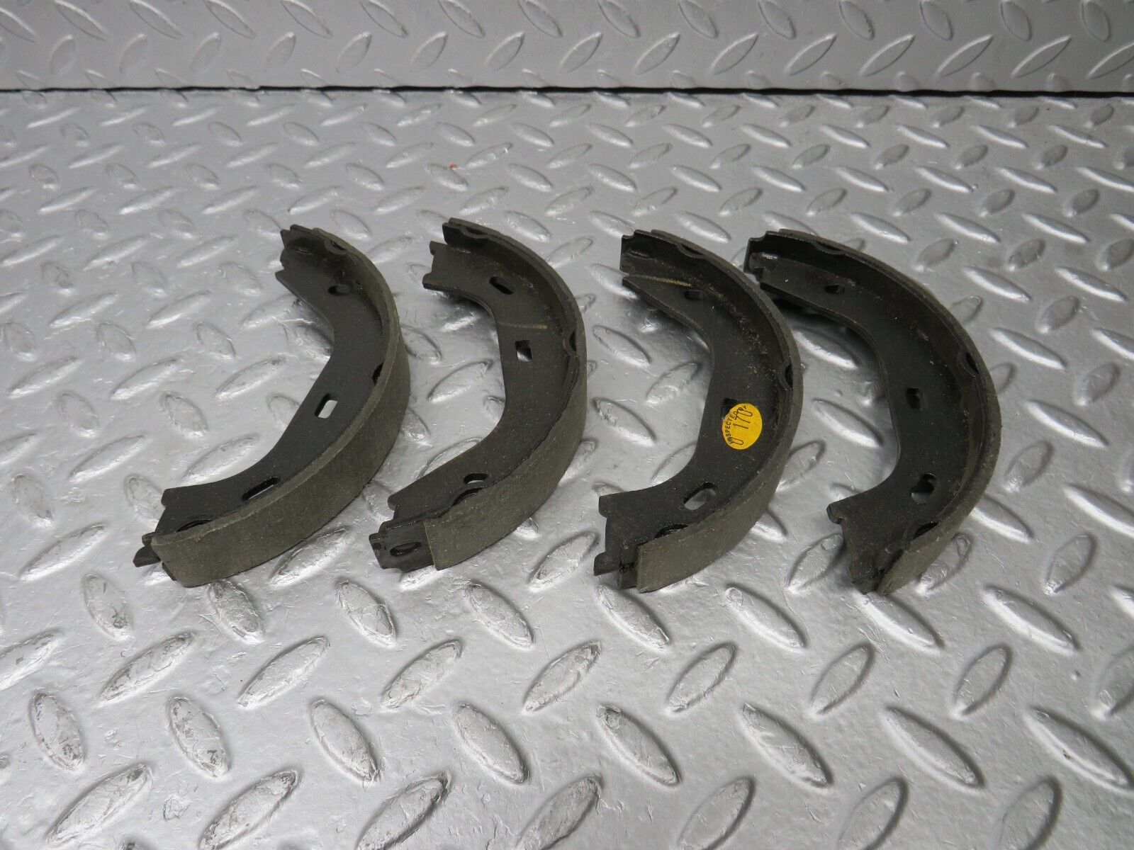 38202 Mercedes-Benz Rear Axle Brake Shoes Set CBS New Box No. 160