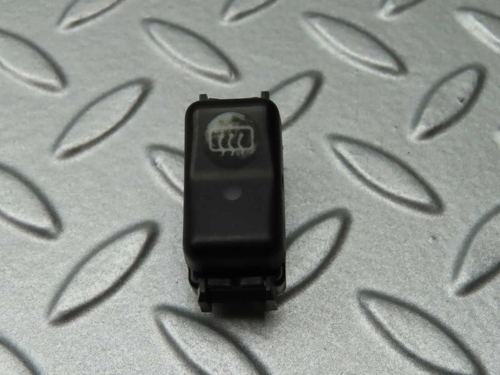 5346 Mercedes-Benz W124 230E Rear Windscreen Defroster Switch 1298207410