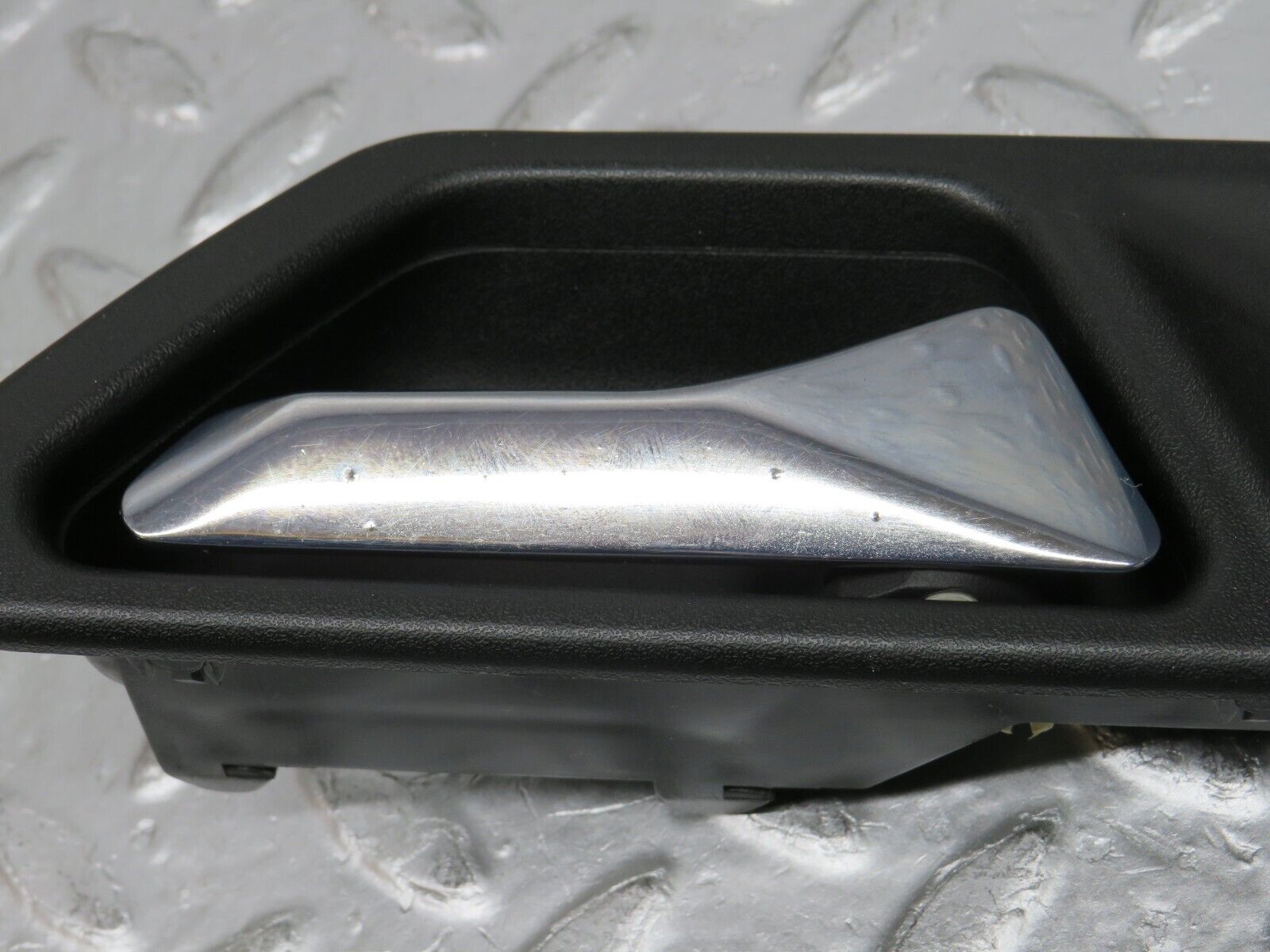 32442 Mercedes-Benz S124 300TE Front Right Interior Door Handle 1247600261