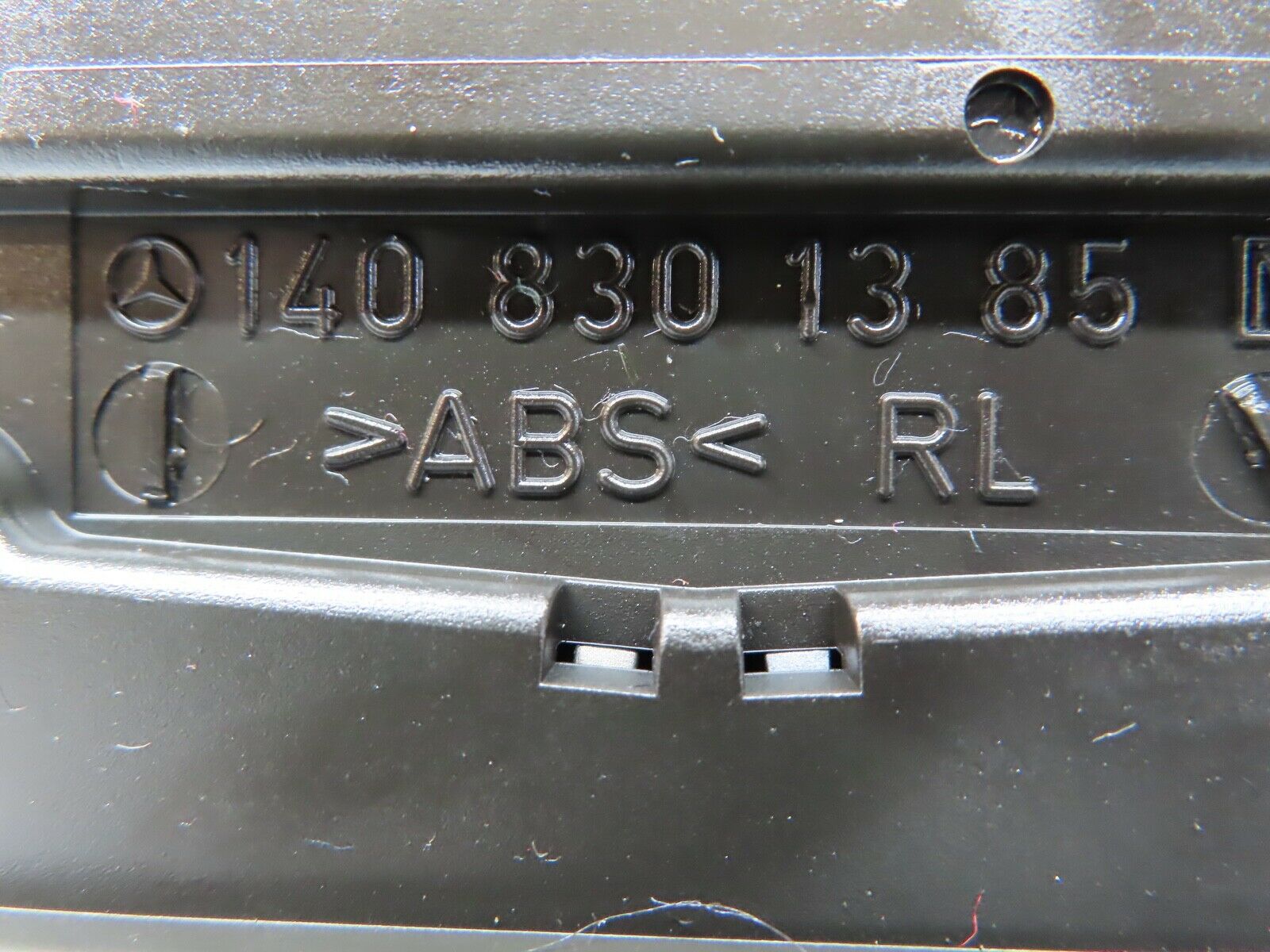 19503 Mercedes-Benz C140 CL420 Coupe Air Vent Control Panel 1408301385