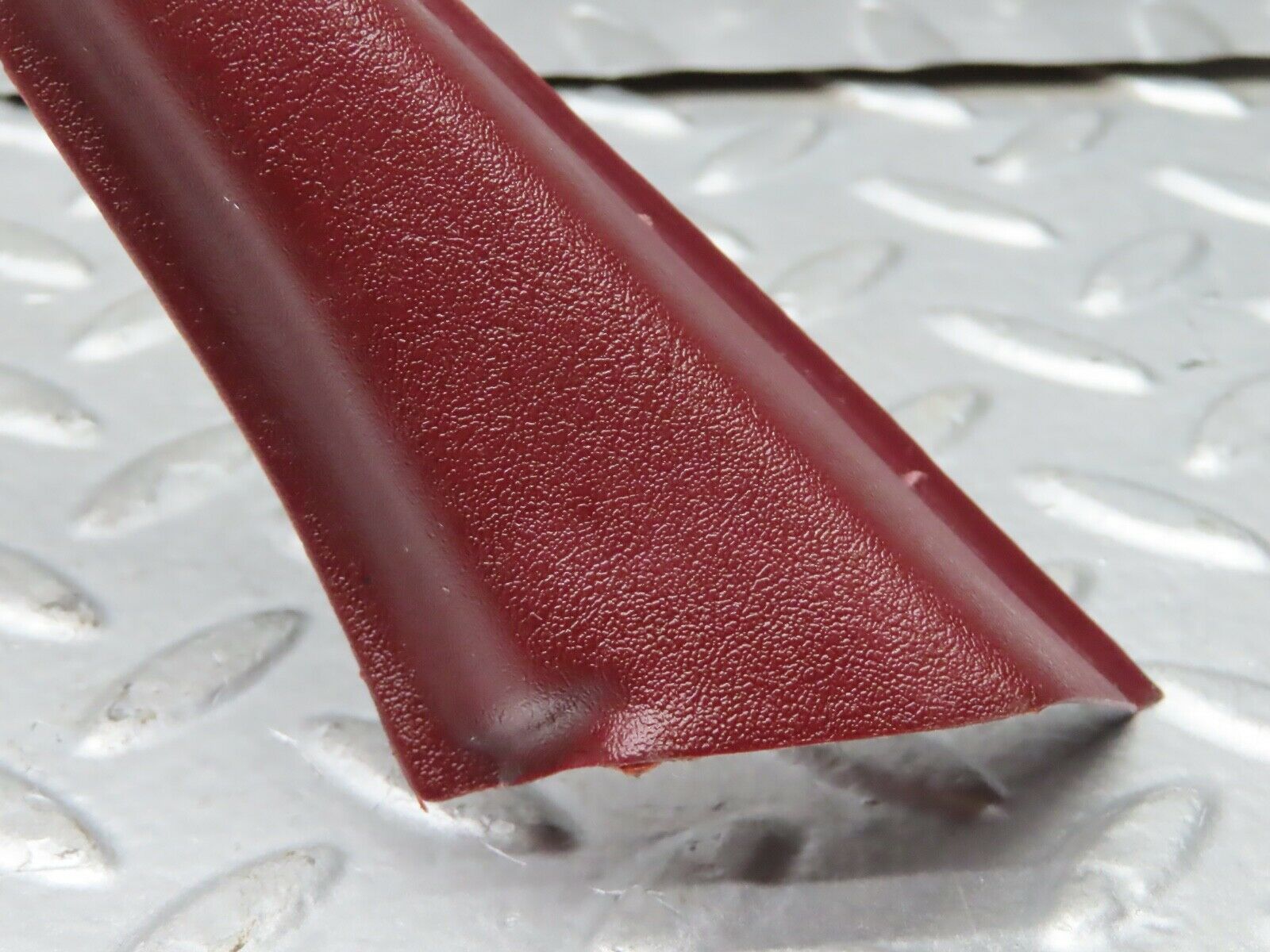 21426 Mercedes-Benz W126 300SE Front Left Door Window Frame Cover 1267250371