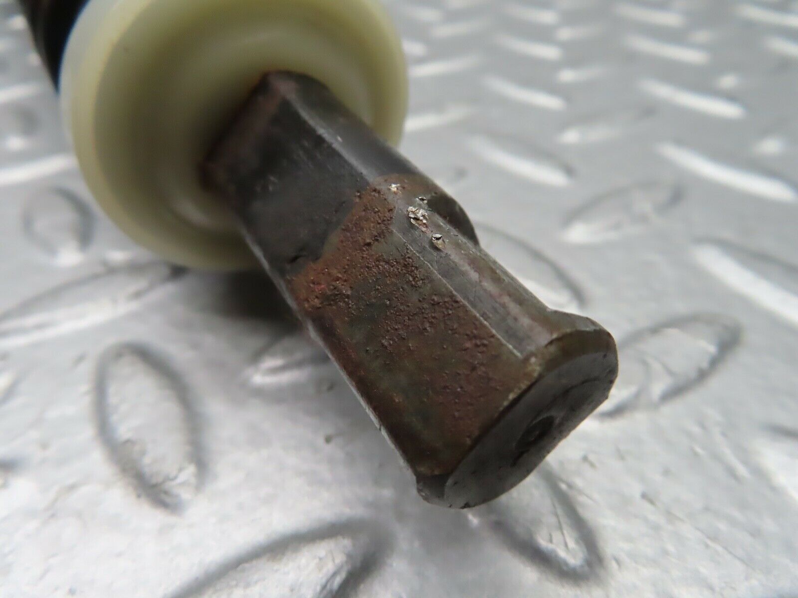 21233 Mercedes-Benz W123 230E Steering Column