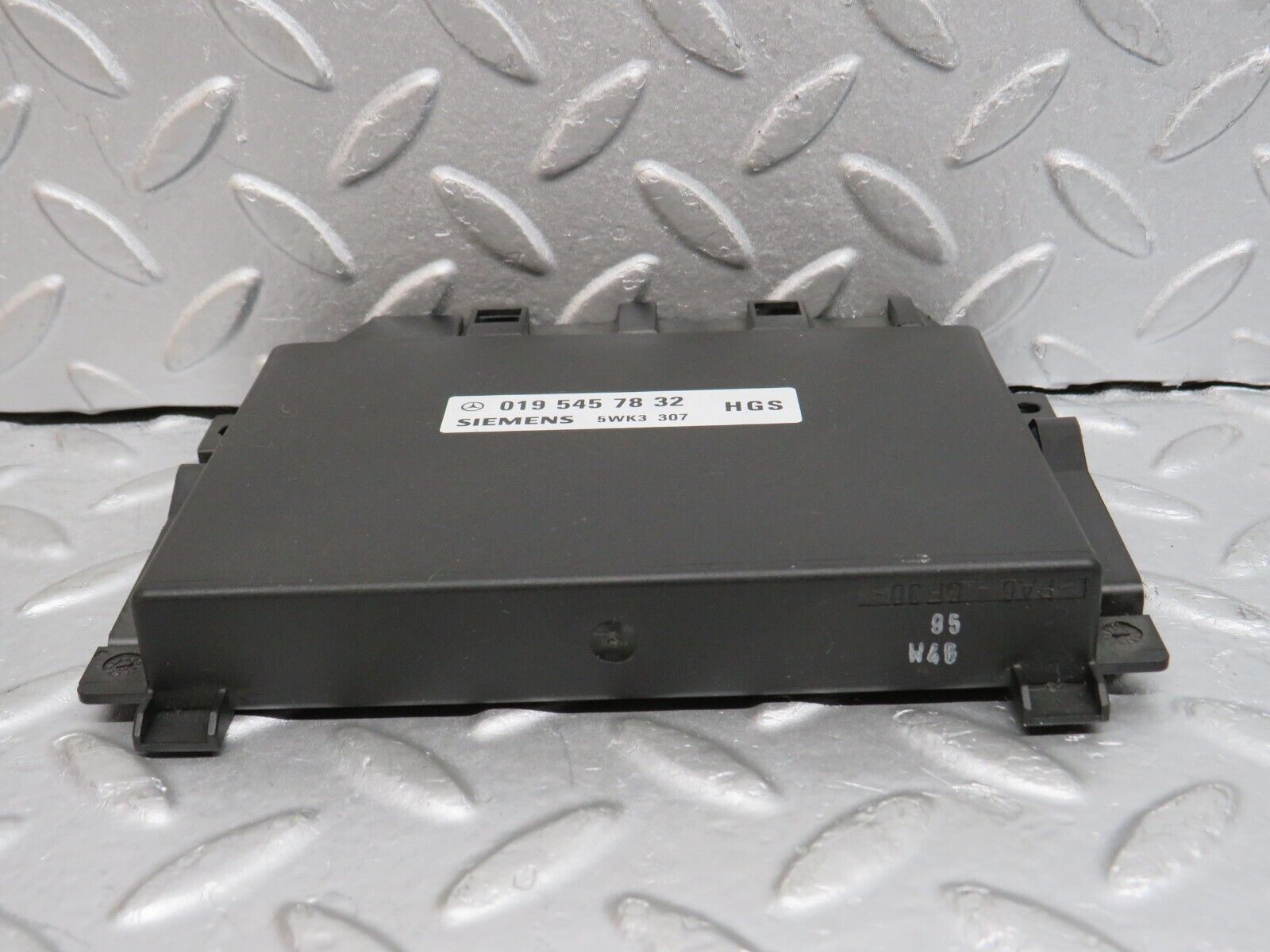 39485 Mercedes-Benz R129 320SL Coupe Gearbox Control Unit Siemens 0195457832