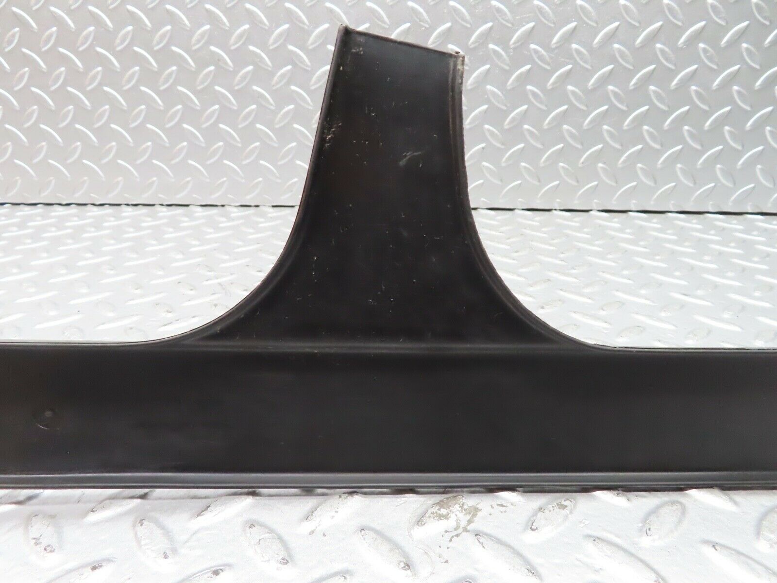 21334 Mercedes-Benz W123 230E Cable Channel Cover Rear Right 1238210236