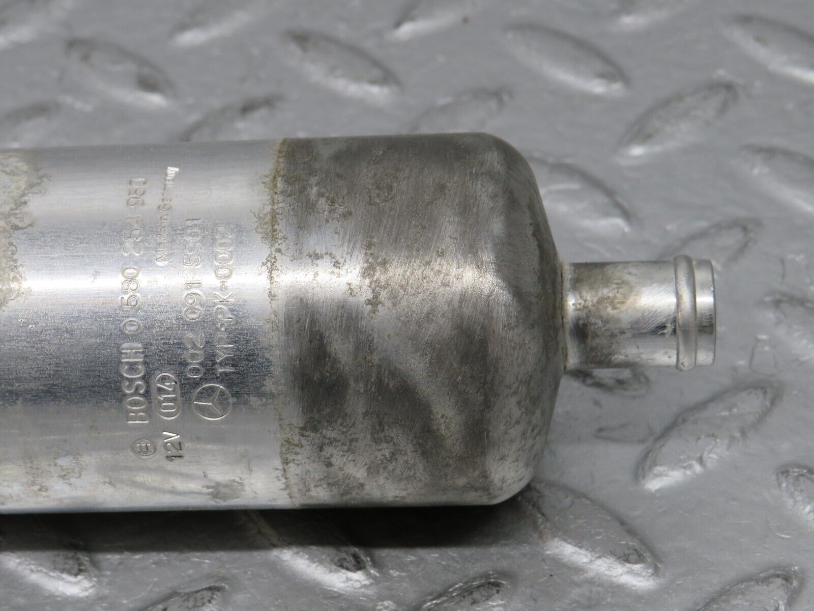 38584 Mercedes-Benz R129 280SL Coupe Fuel Pump Bosch 0580254950