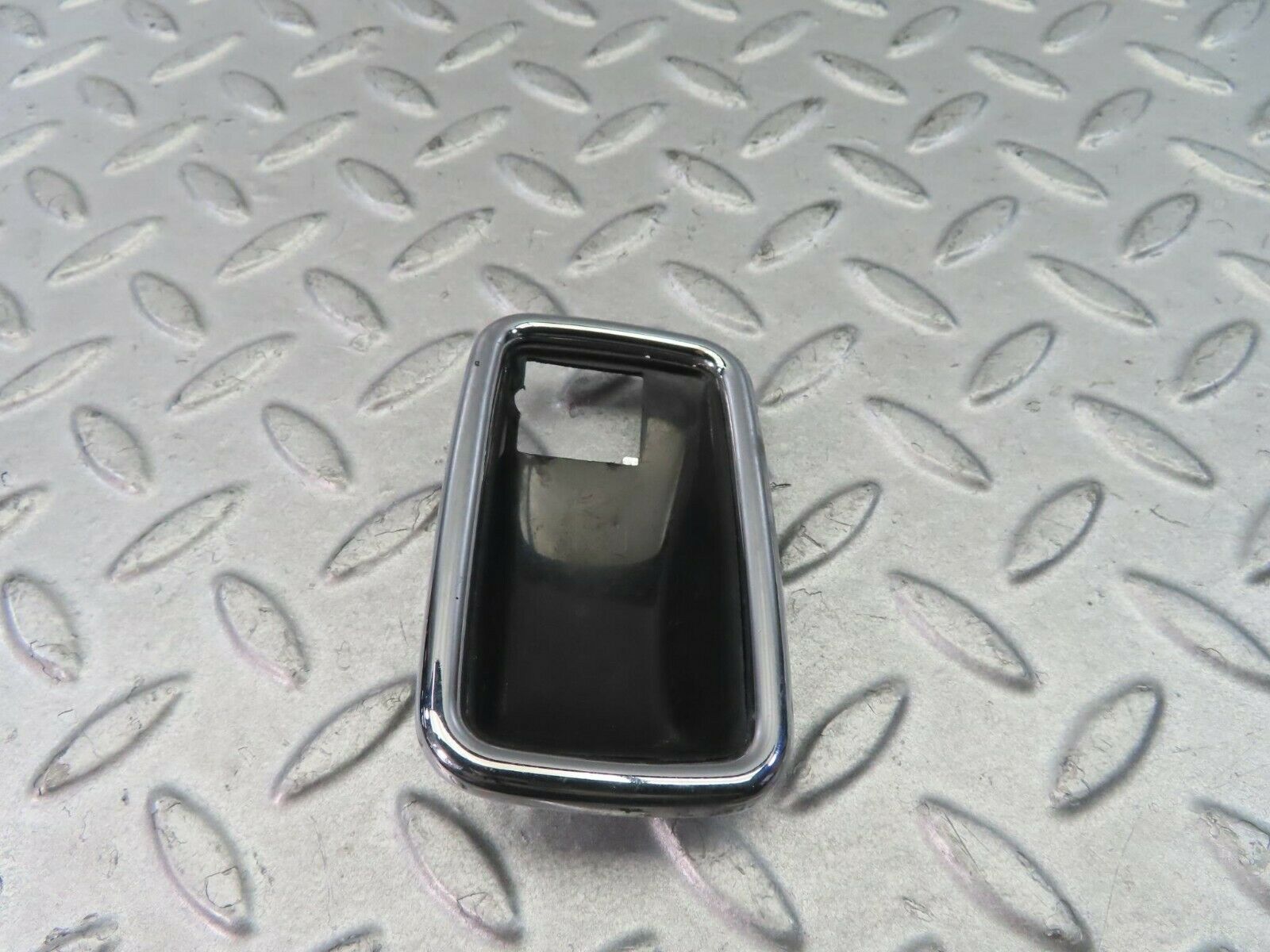 8658 Mercedes-Benz W108 Chrome Frame For Door Opener Left 1087660511