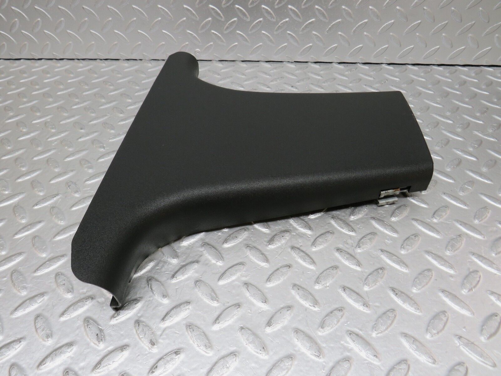 34799 Mercedes-Benz W210 320E B Pillar Bottom Cover Left 2106902130 2106920122